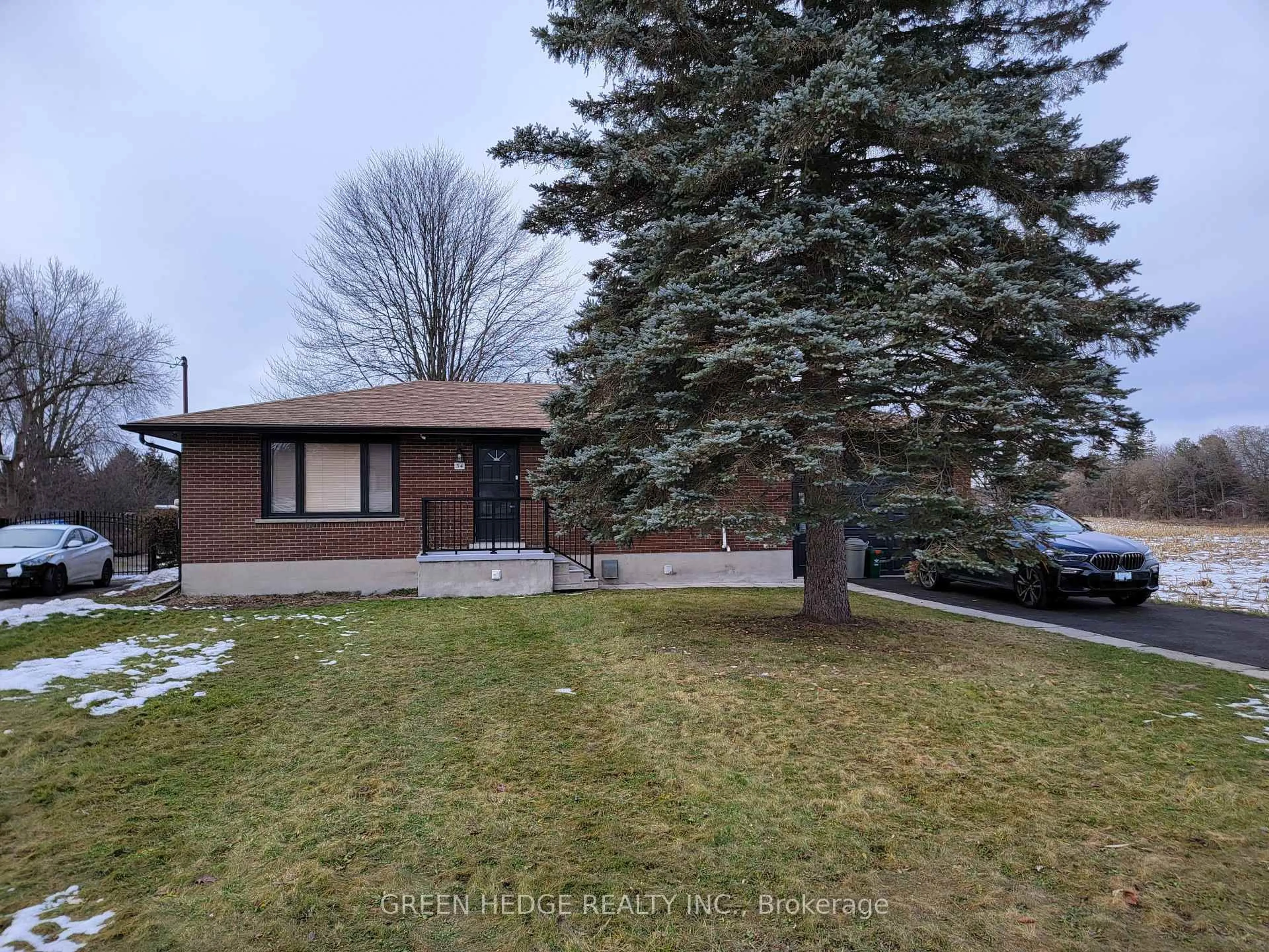 A pic from outside/outdoor area/front of a property/back of a property/a pic from drone, street for 34 Stanley Ave, Kitchener Ontario N2K 1C5