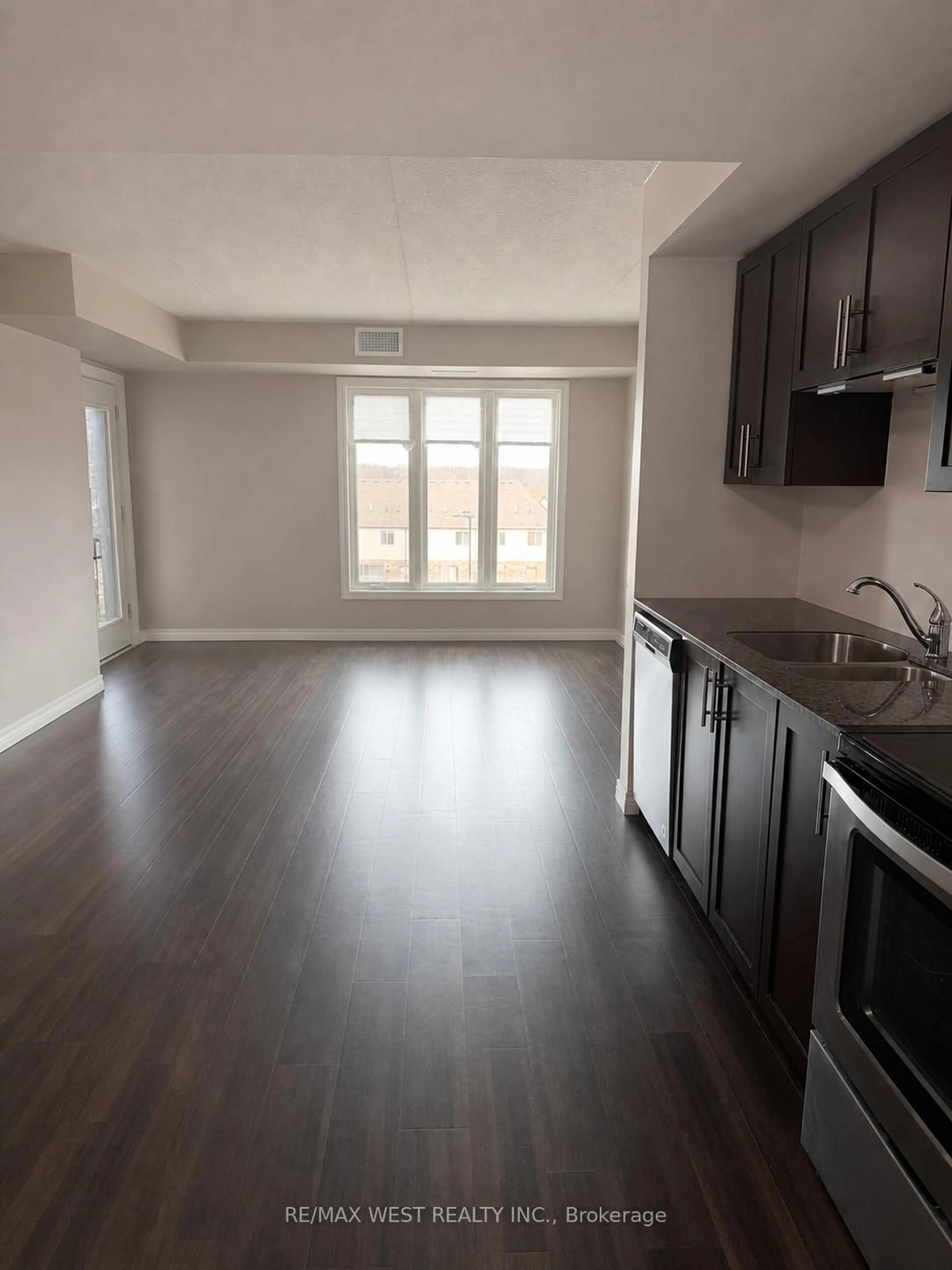 A pic of a room for 108 SUMMIT RIDGE Dr #207, Guelph Ontario N1E 0P8
