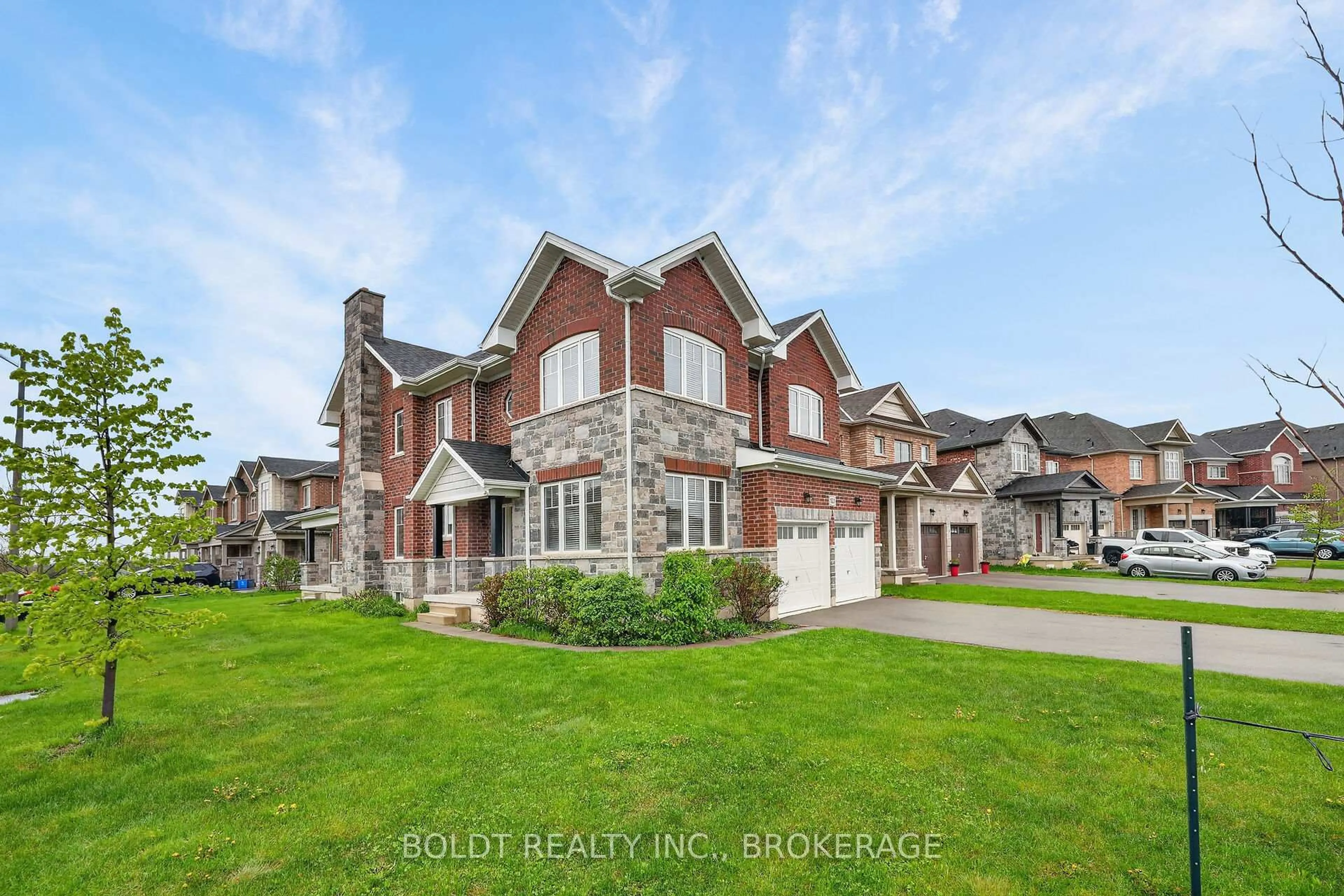 Home with brick exterior material, street for 103 Homestead Way, Thorold Ontario L2V 0J8