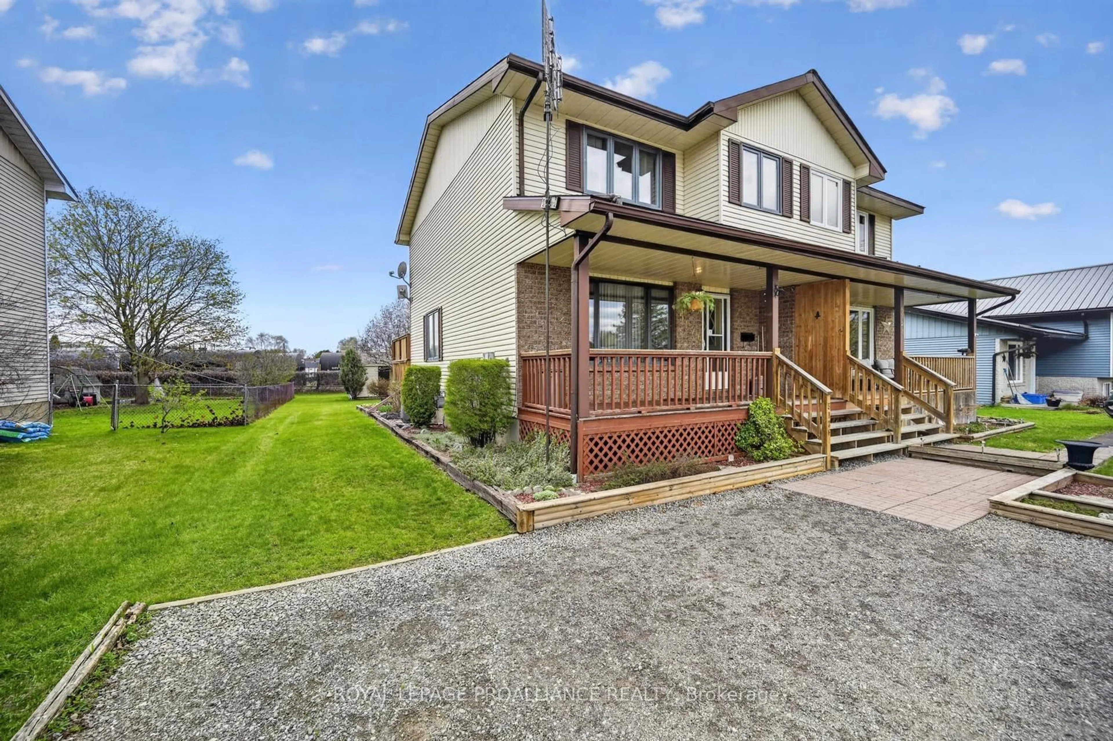 Unknown for 5126 Meadowland Dr, Edwardsburgh/Cardinal Ontario K0E 1E0