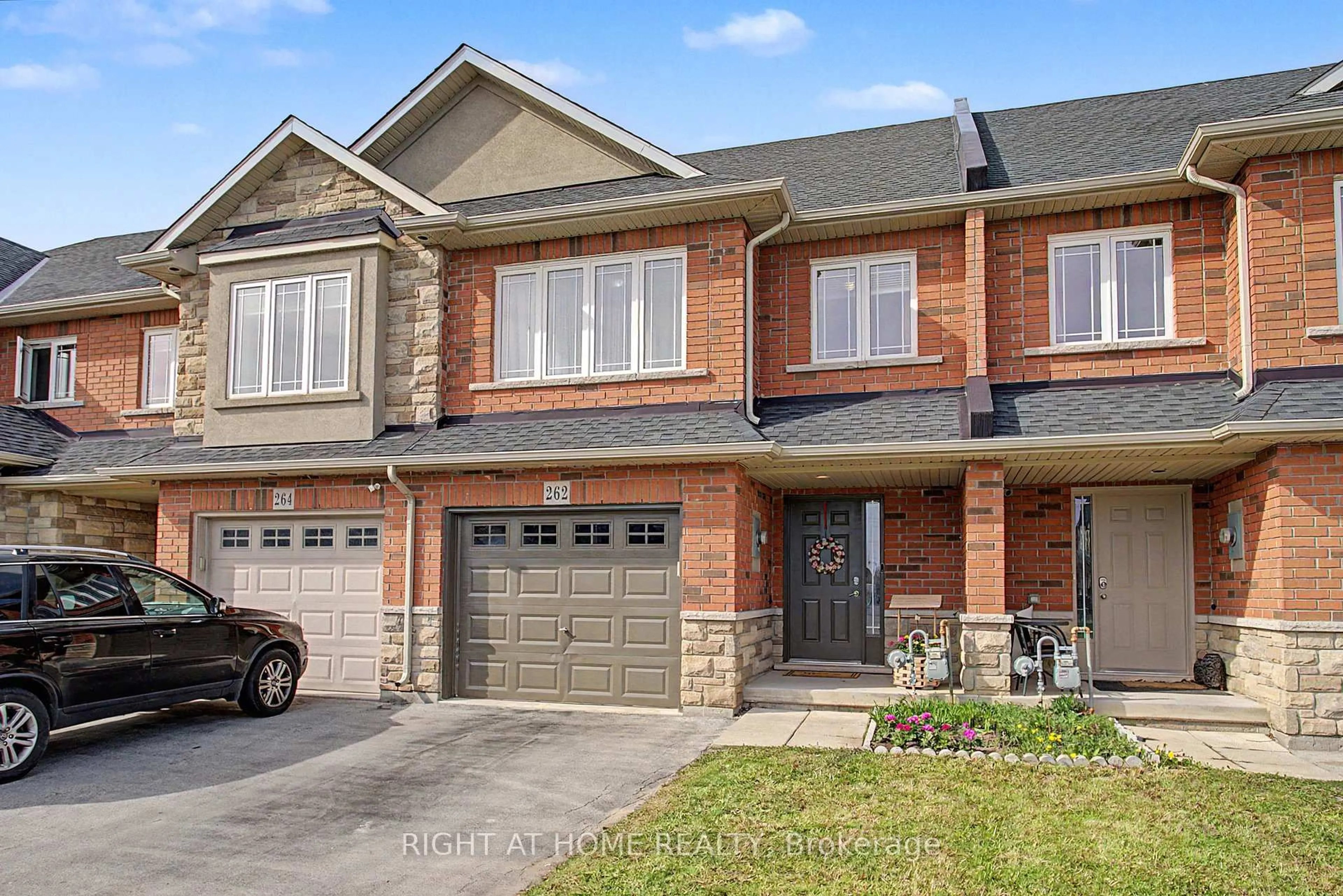 Home with brick exterior material, street for 262 Pinehill Dr, Hamilton Ontario L0R 1P0