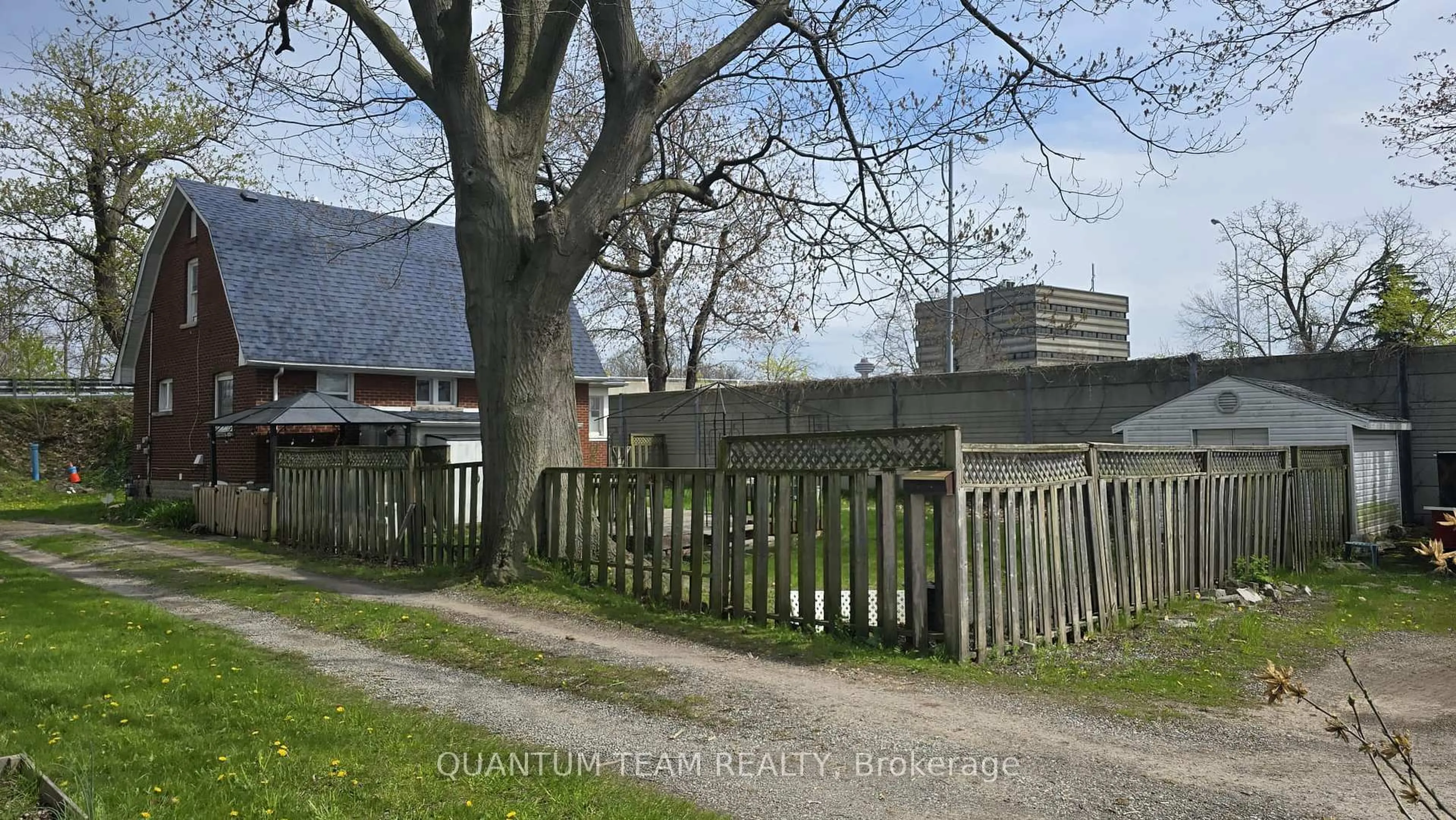 Unknown for 5365 Portage Rd, Niagara Falls Ontario L2E 6B8