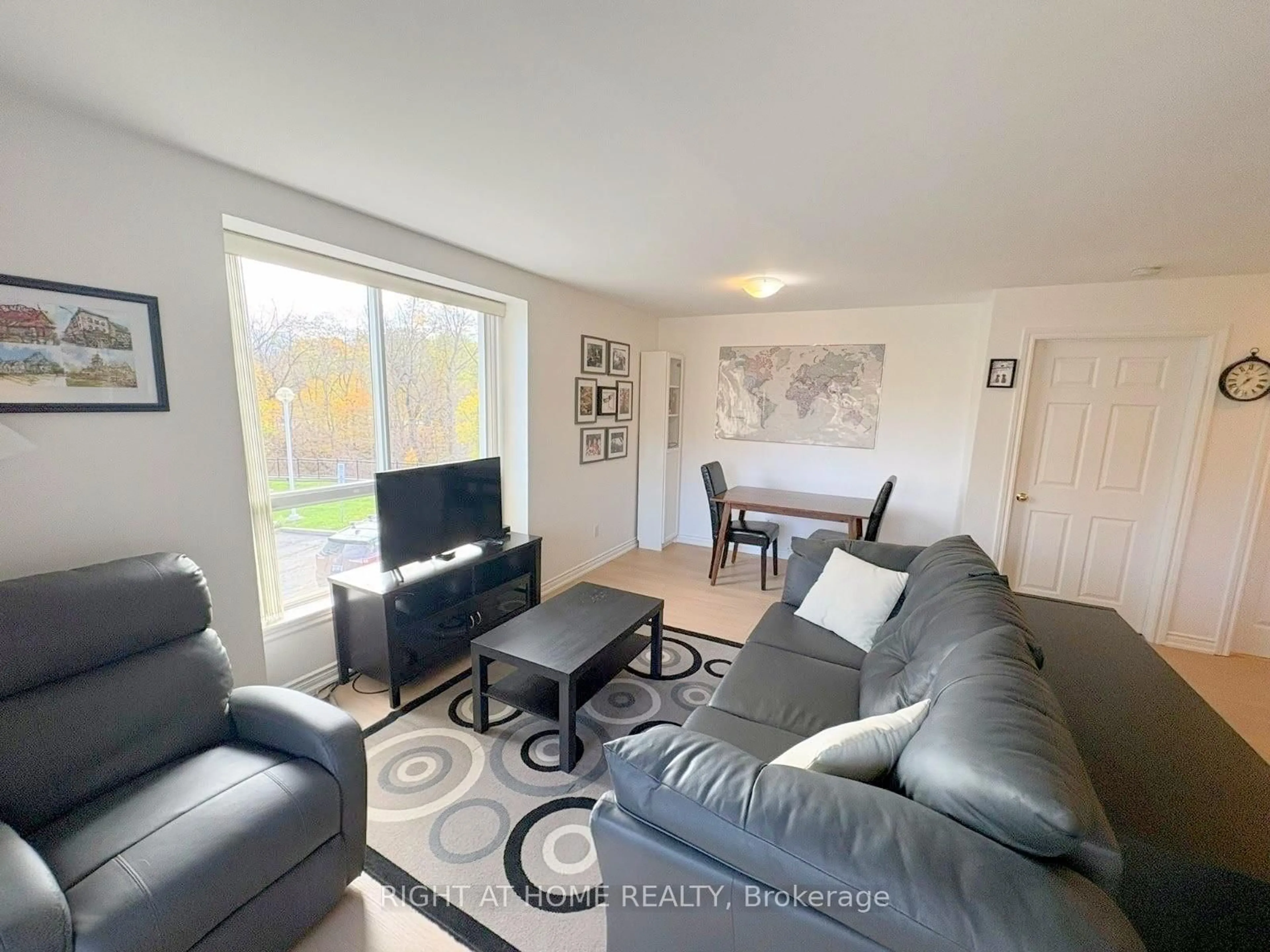 A pic of a room for 2000 Creekside Dr #202, Hamilton Ontario L9H 7S7