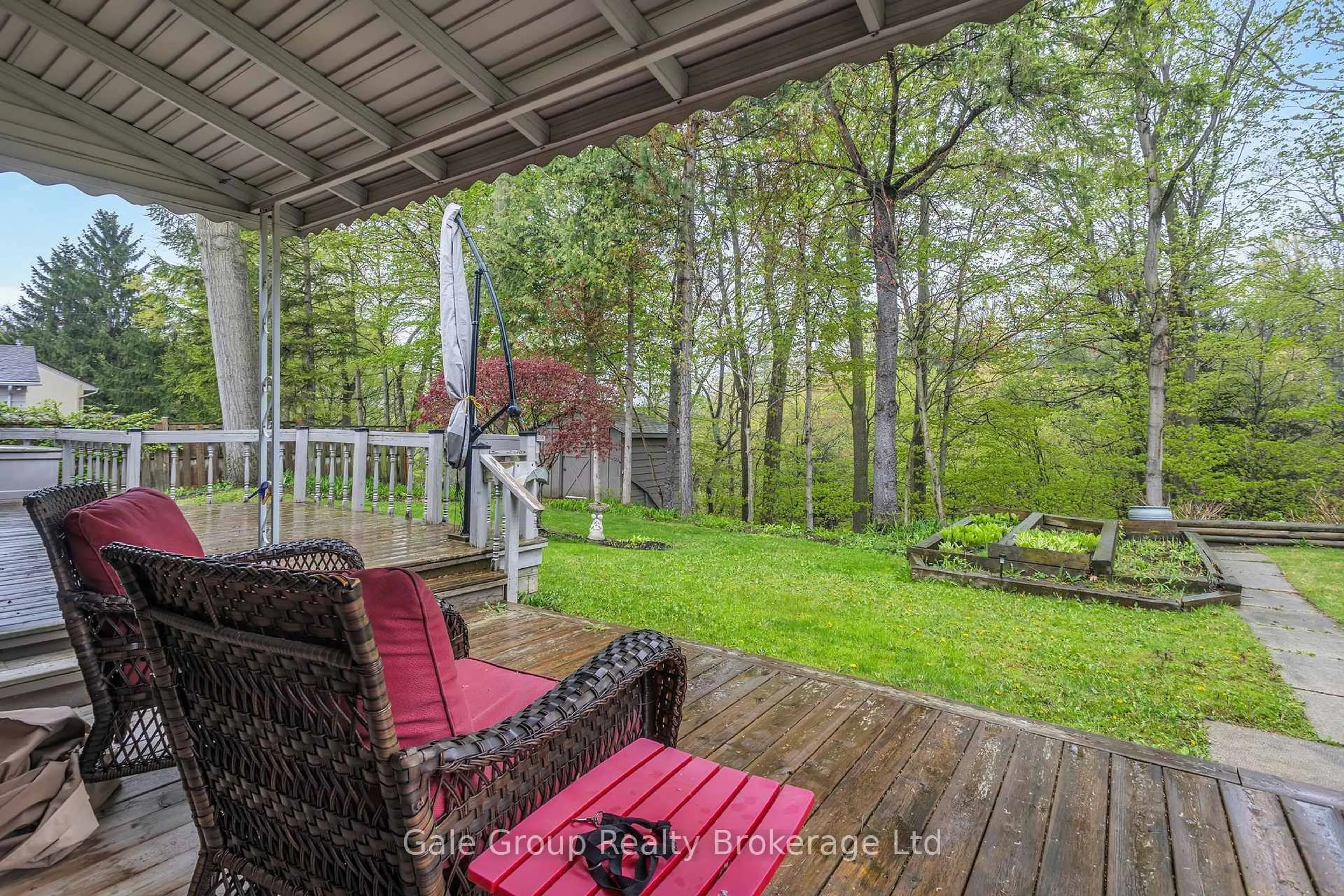 Patio, forest/trees view for 11 Thistle Crt, Tillsonburg Ontario N4G 2S8