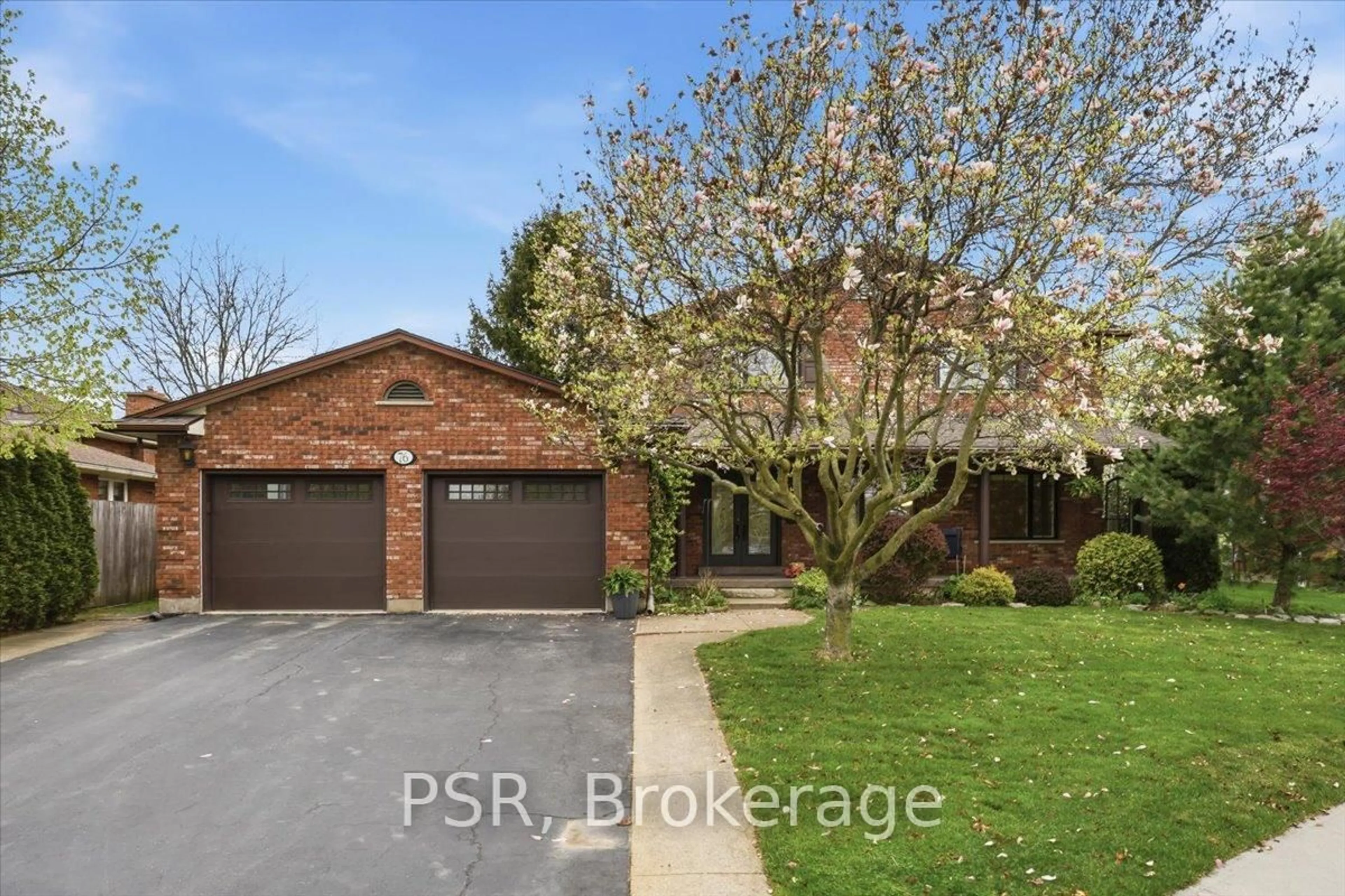 Unknown for 76 Walts St, Welland Ontario L3C 4J3
