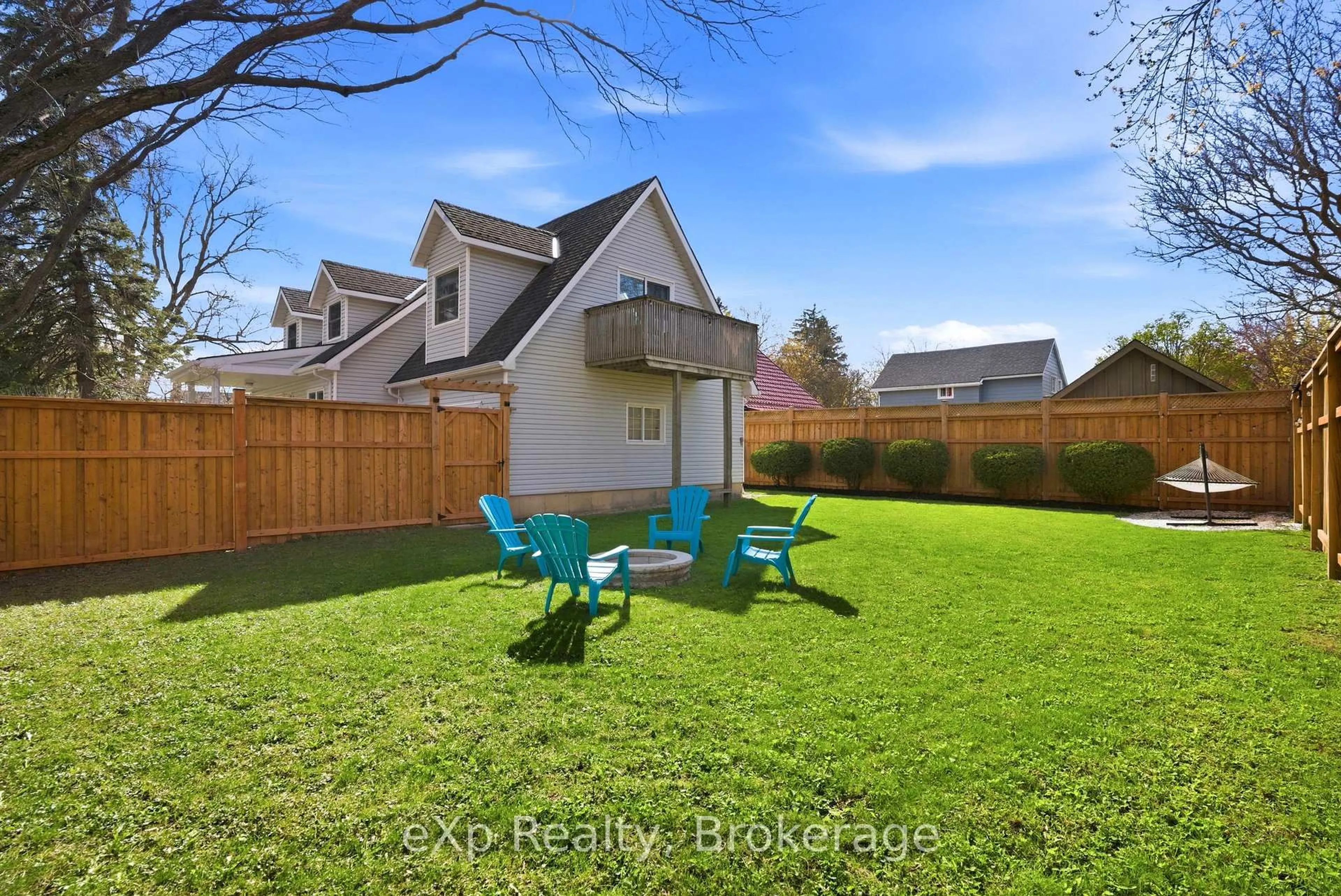 A pic from outside/outdoor area/front of a property/back of a property/a pic from drone, water/lake/river/ocean view for 110 Huntingdon Ave, Stratford Ontario N5A 6P2