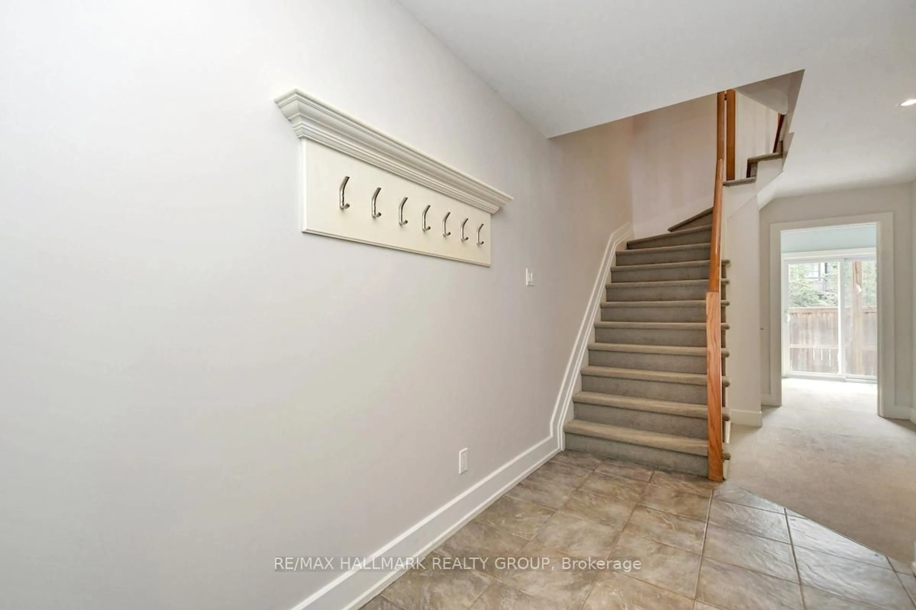 Unknown for 336 Boudreau St, Ottawa Ontario K1L 0A7