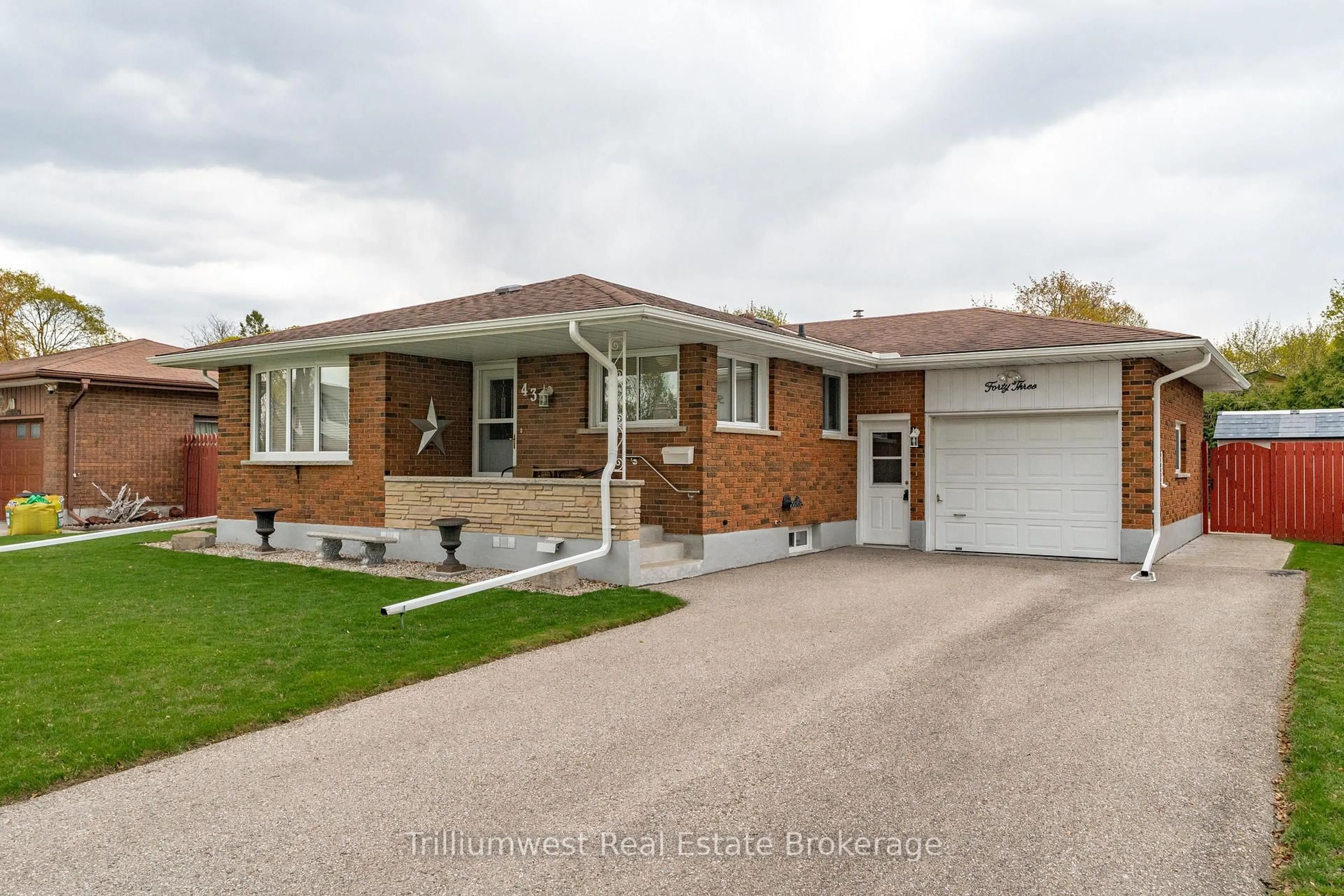 Home with brick exterior material, street for 43 Tupper Cres, Kitchener Ontario N2B 2Y1