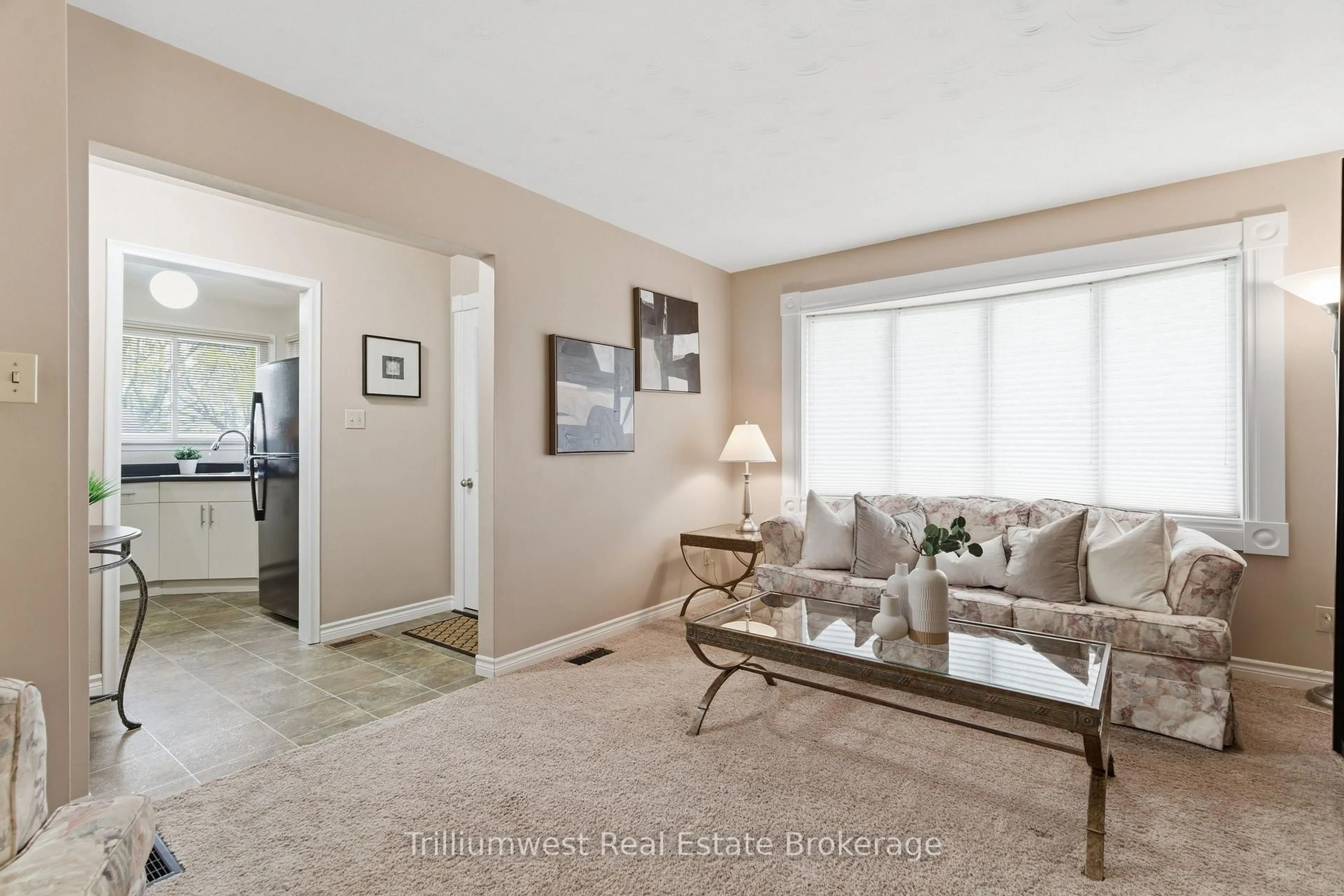 Living room with furniture, unknown for 43 Tupper Cres, Kitchener Ontario N2B 2Y1
