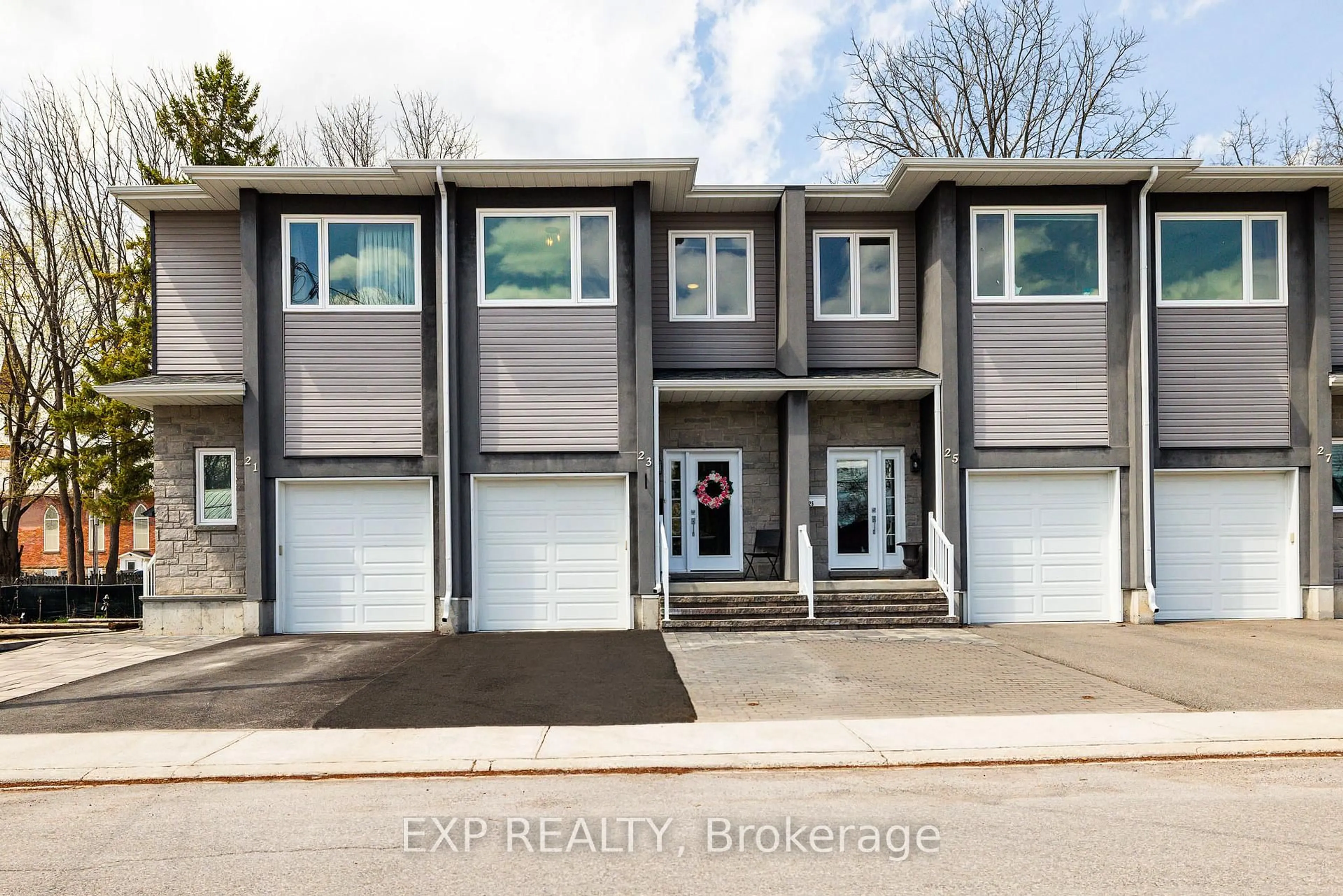 Unknown for 23 George St, Carleton Place Ontario K7C 2A2