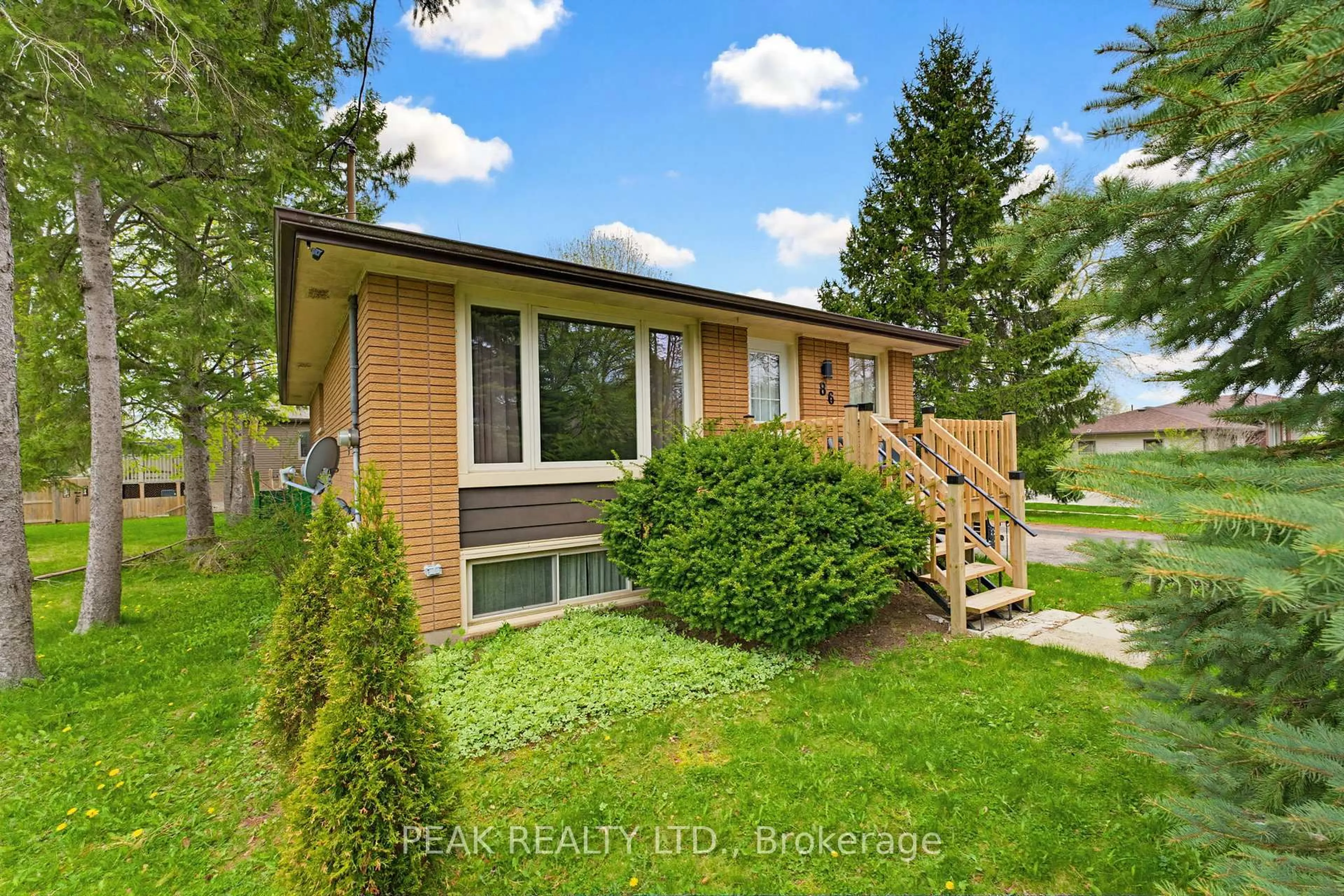 Unknown for 86 Oak Ave, Brant Ontario N3L 3C8