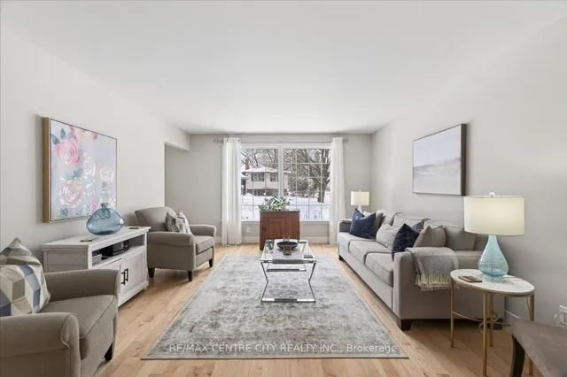 1102 Prince Philip Dr, London North 4