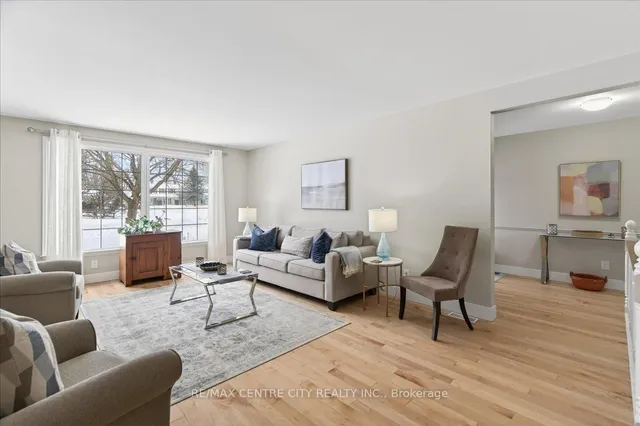 1102 Prince Philip Dr, London North 5