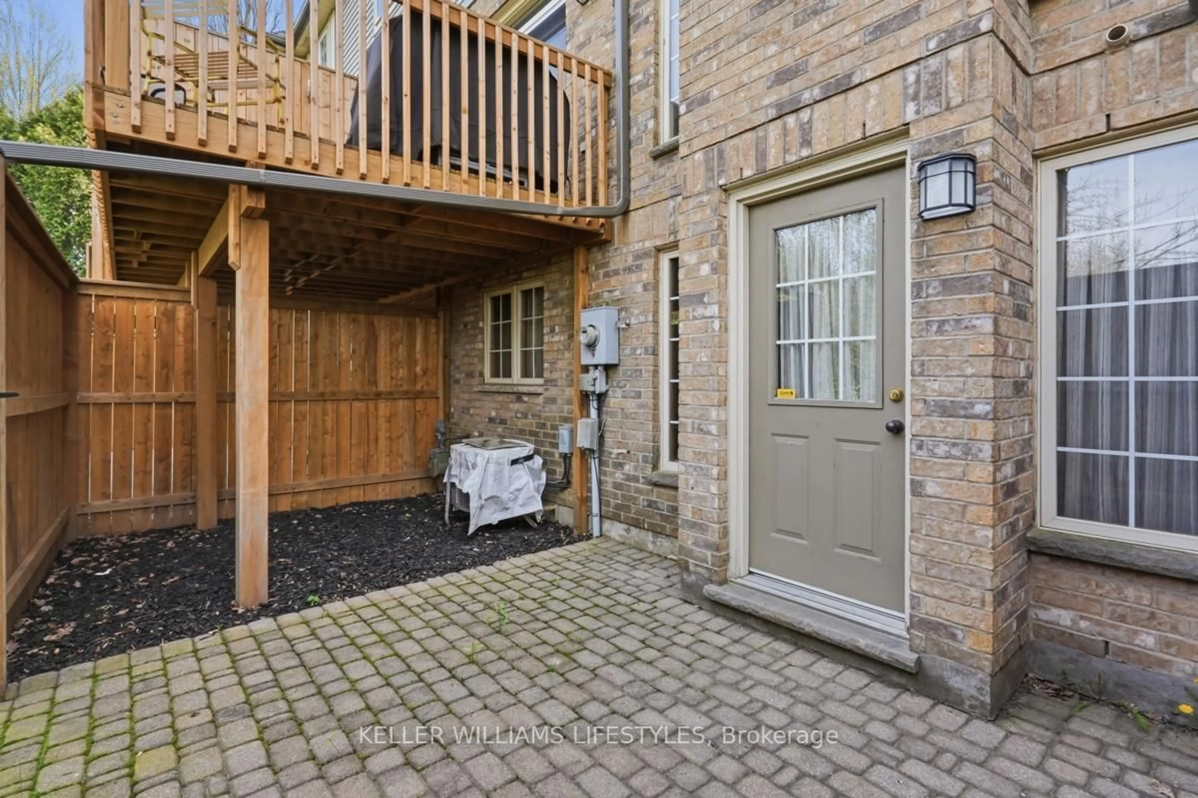 Patio, street for 519 Riverside Dr #24, London North Ontario N6H 5J3