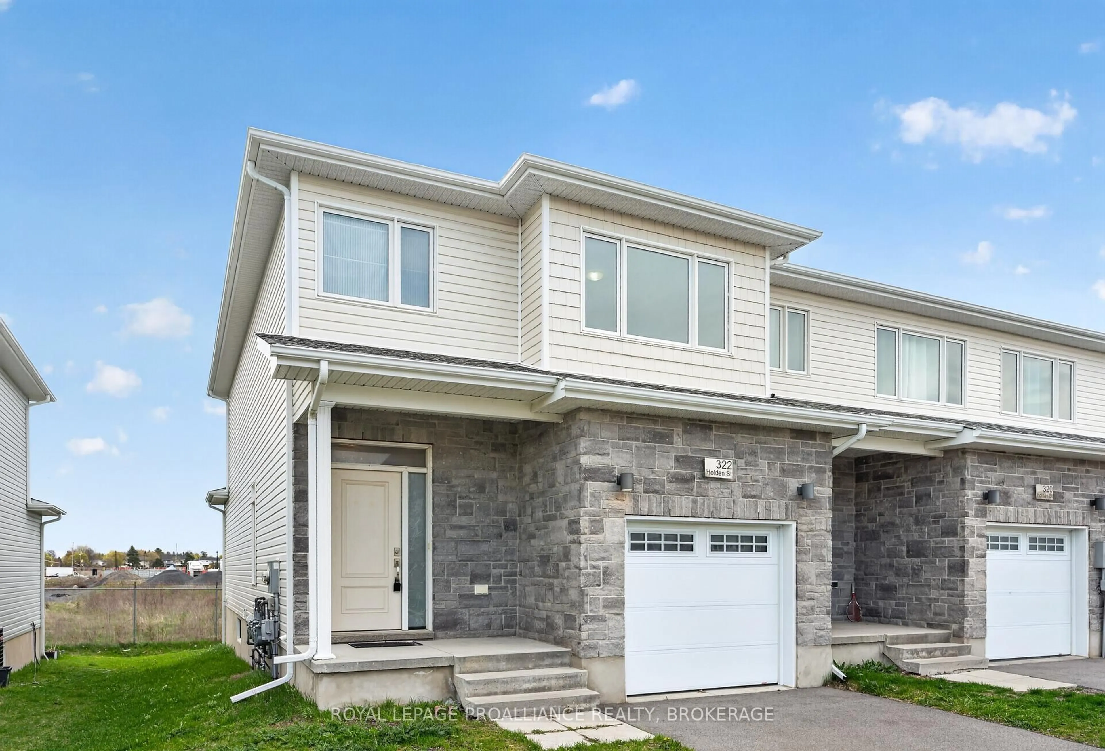 Home with vinyl exterior material, street for 322 Holden St, Kingston Ontario K7P 0M4