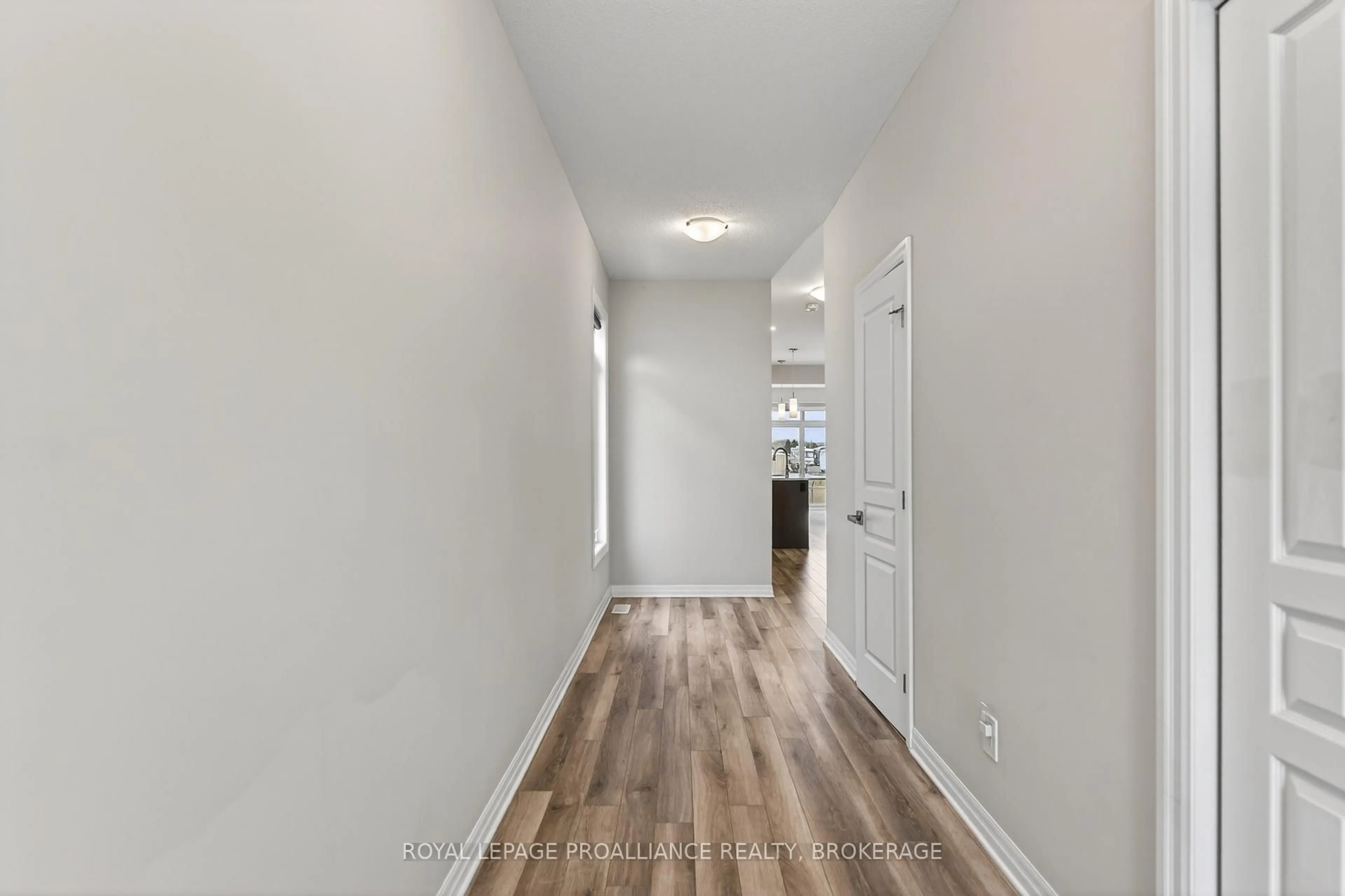 Indoor entryway for 322 Holden St, Kingston Ontario K7P 0M4