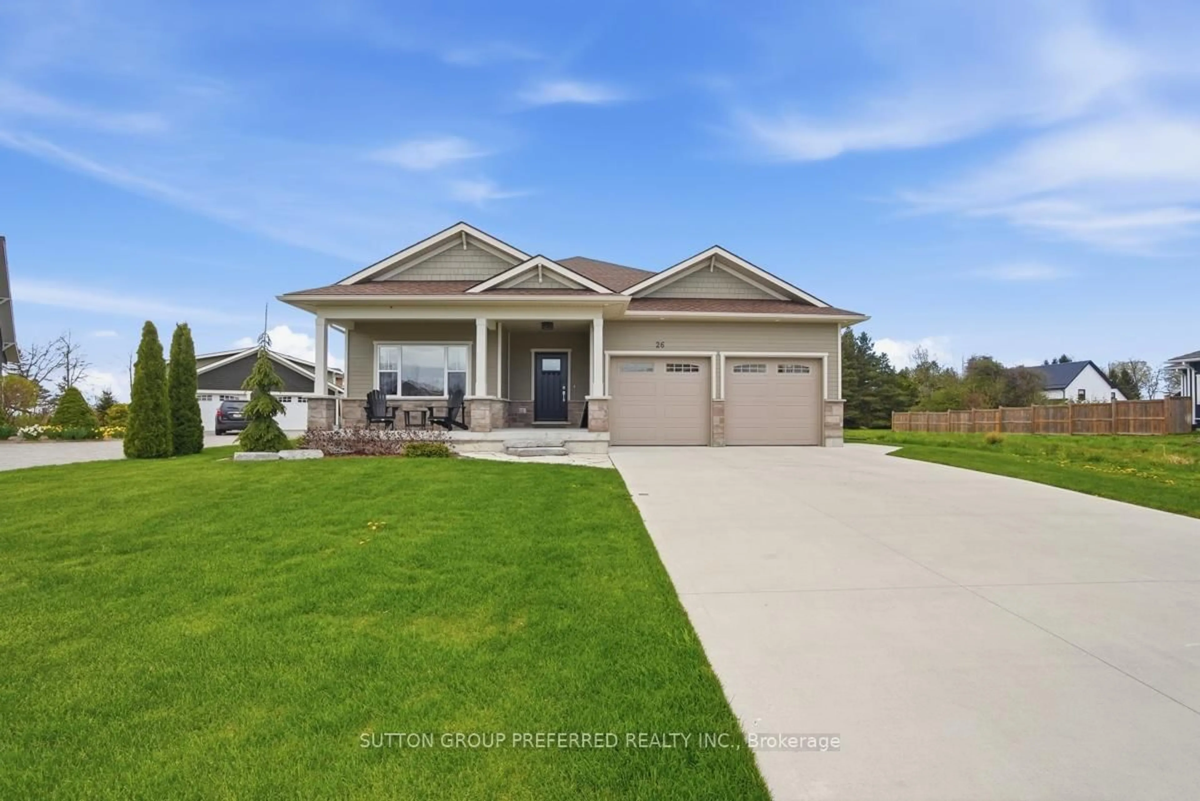 Home with vinyl exterior material, unknown for 26 Thimbleweed Dr, Bluewater Ontario N0M 1G0