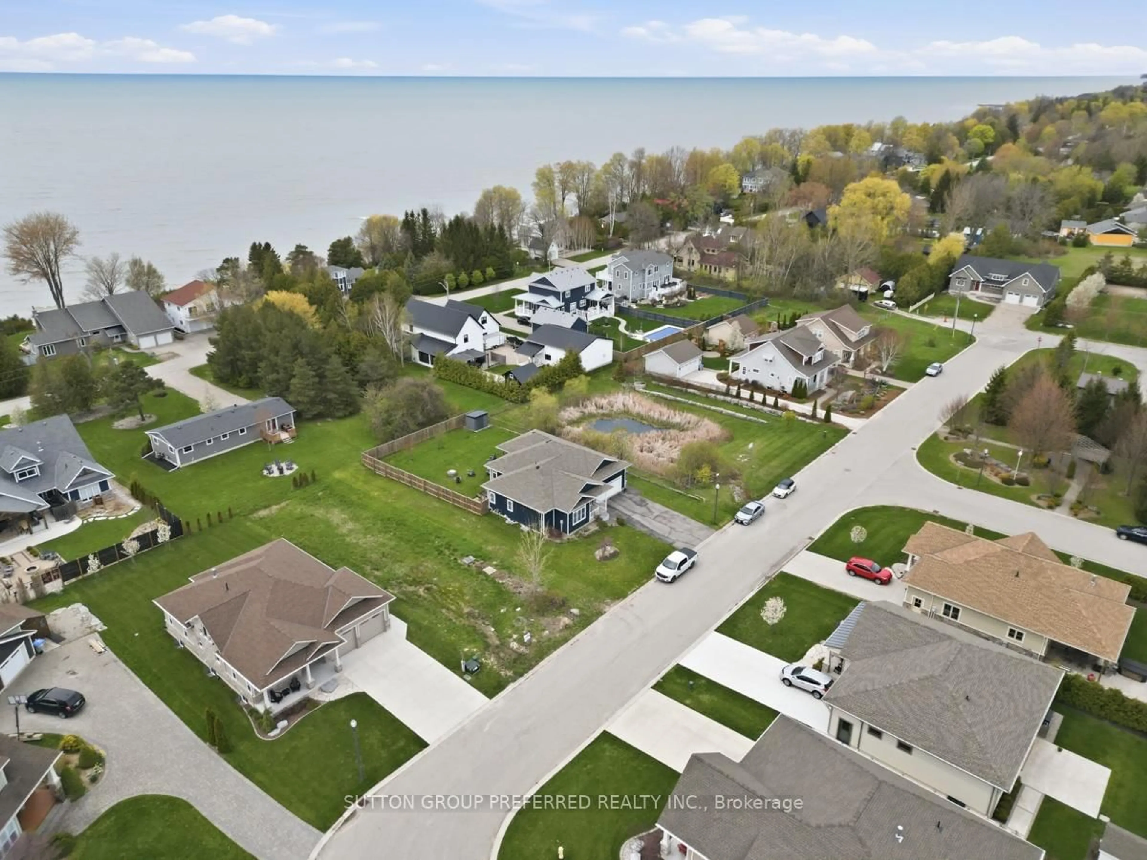 A pic from outside/outdoor area/front of a property/back of a property/a pic from drone, water/lake/river/ocean view for 26 Thimbleweed Dr, Bluewater Ontario N0M 1G0