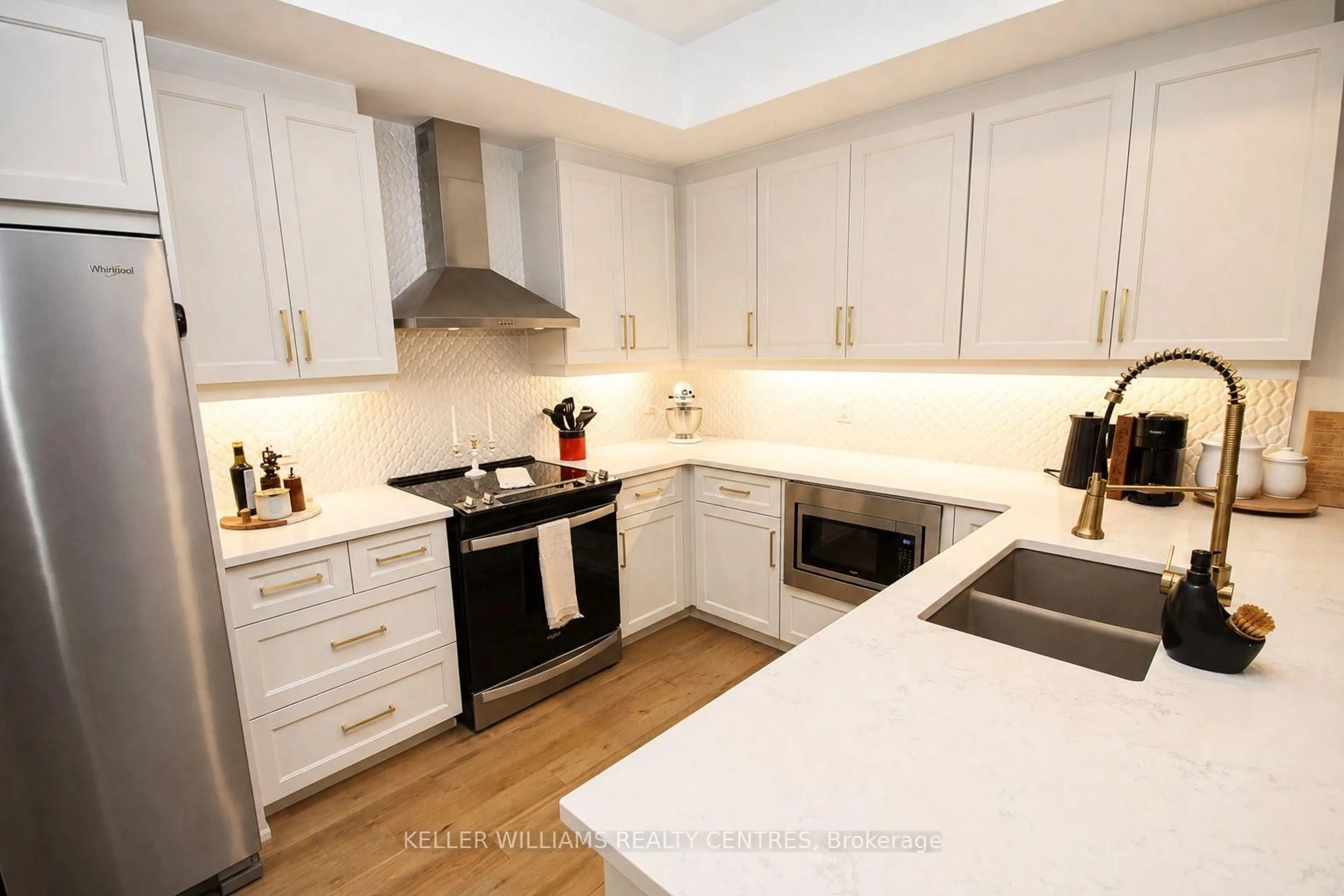 Contemporary kitchen, unknown for 1880 Gordon St #1107, Guelph Ontario N1L 0P5
