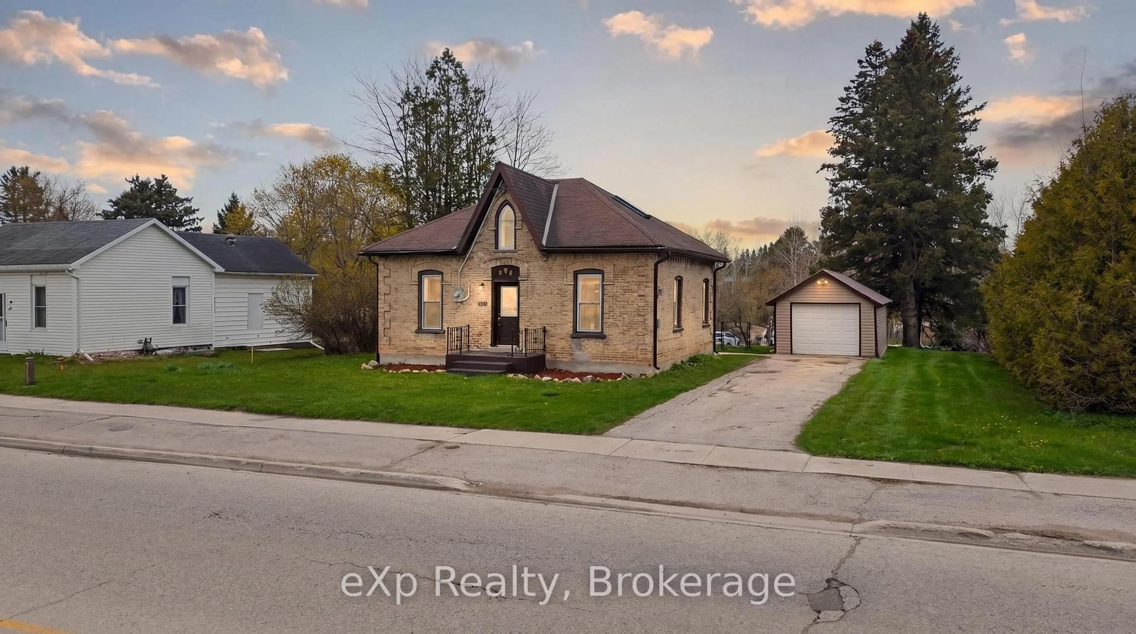 Home with brick exterior material, street for 668 Garafraxa St, West Grey Ontario N0G 1R0