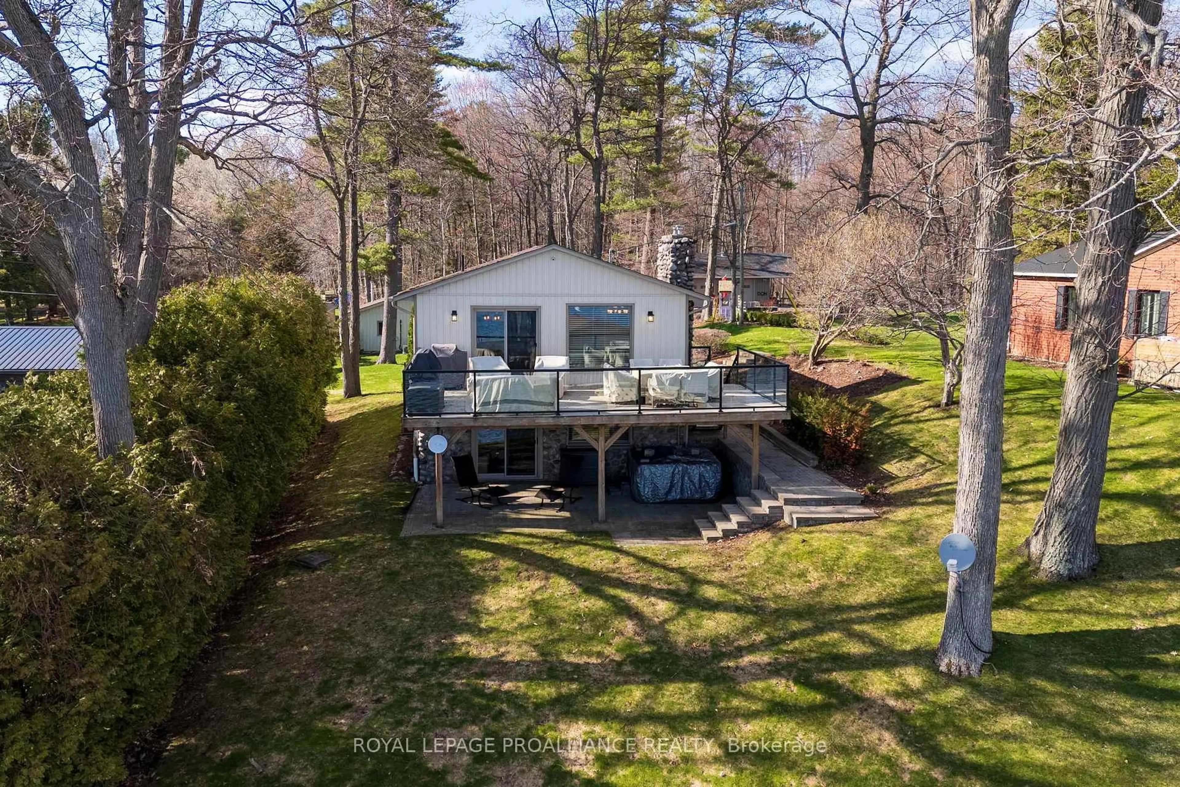 A pic from outside/outdoor area/front of a property/back of a property/a pic from drone, water/lake/river/ocean view for 23 Moon Rd, Front of Yonge Ontario K0E 1R0