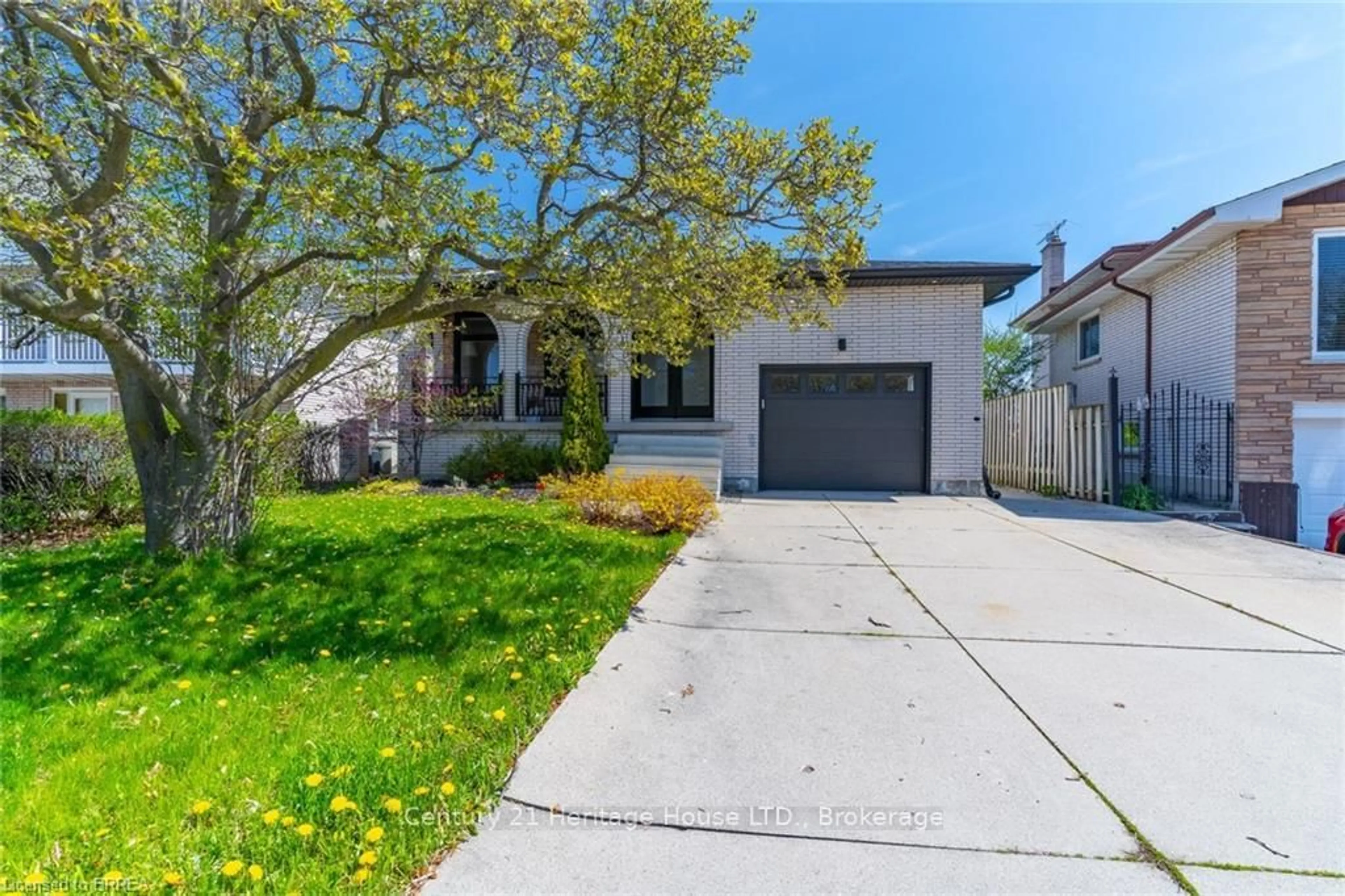 Unknown for 12 Summerlea Dr, Hamilton Ontario L8T 4V5