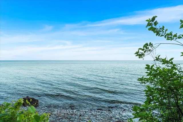 102 Dorenberg Lane, Prince Edward County 3