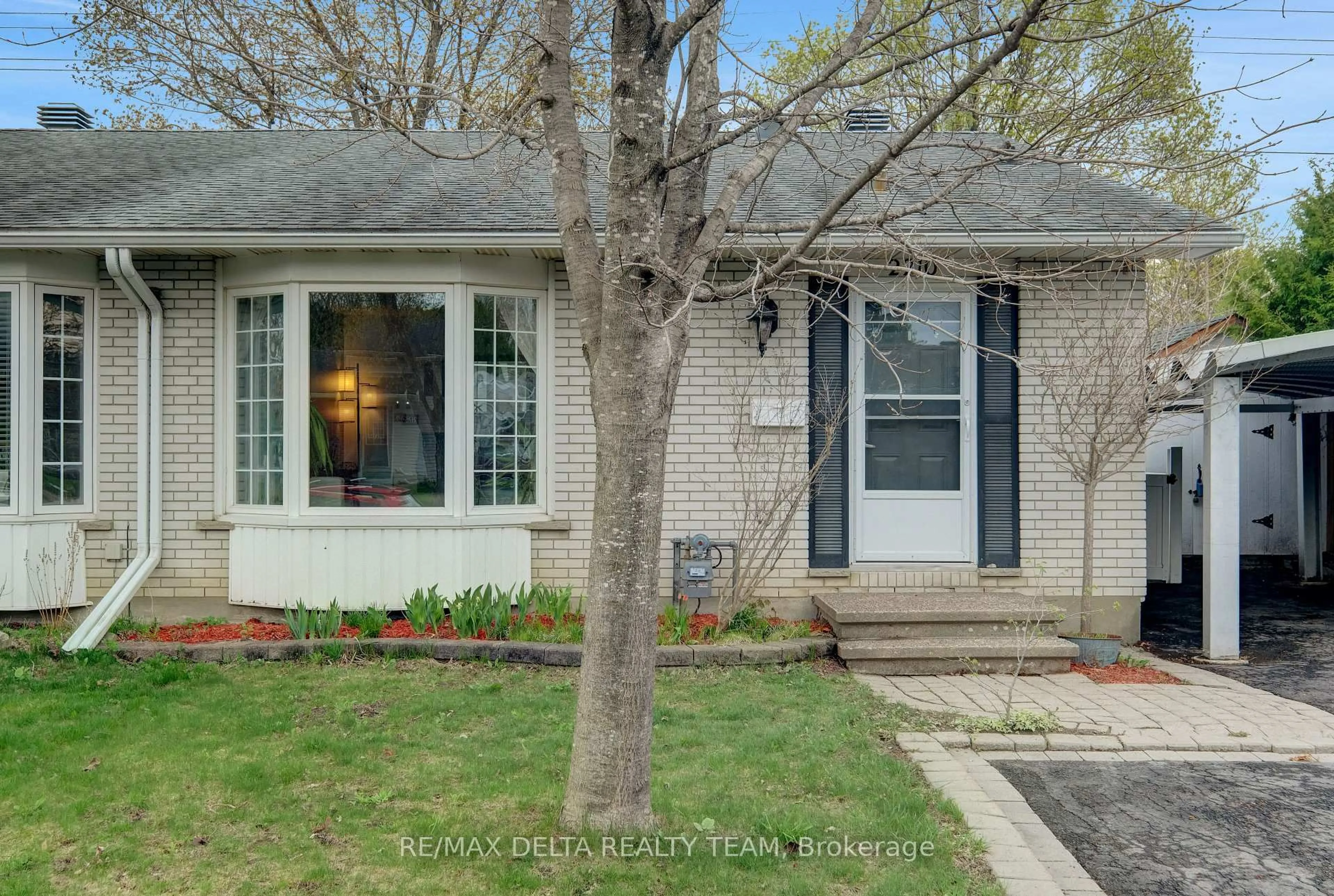 Home with brick exterior material, street for 2210 Bickerton Ave, Ottawa Ontario K1J 6Y3
