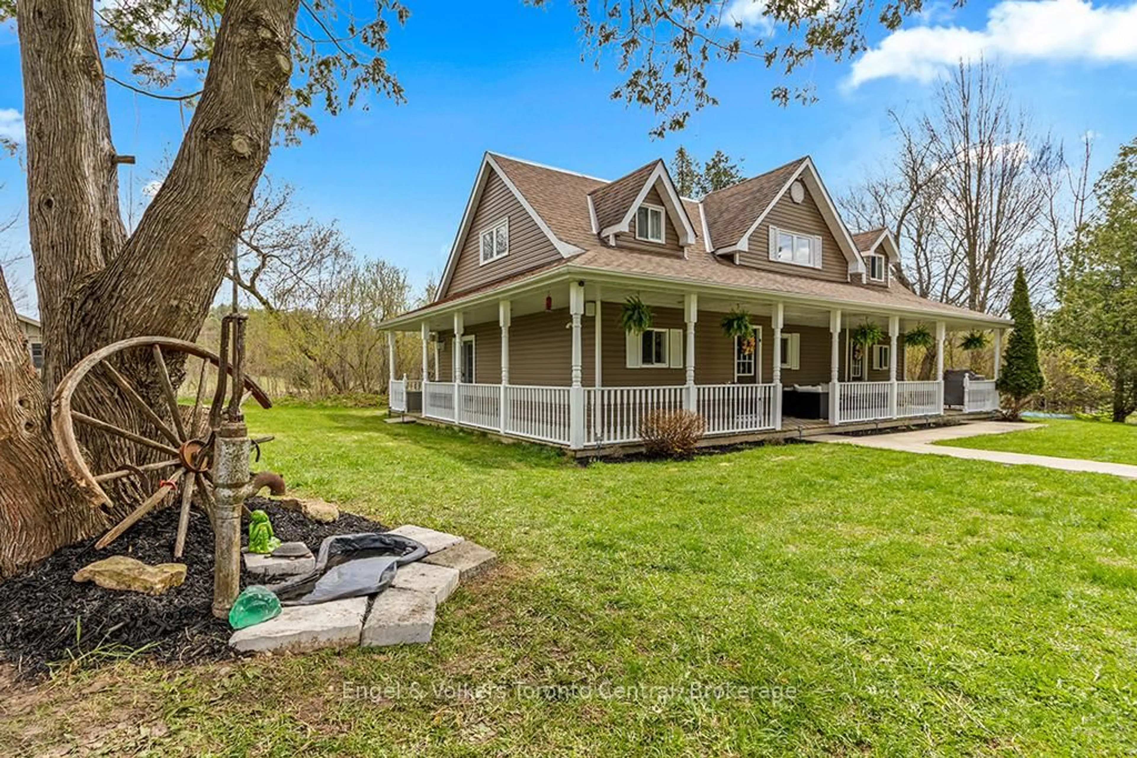 Home with vinyl exterior material, water/lake/river/ocean view for 122459 GREY ROAD 5, Georgian Bluffs Ontario N4K 5N5
