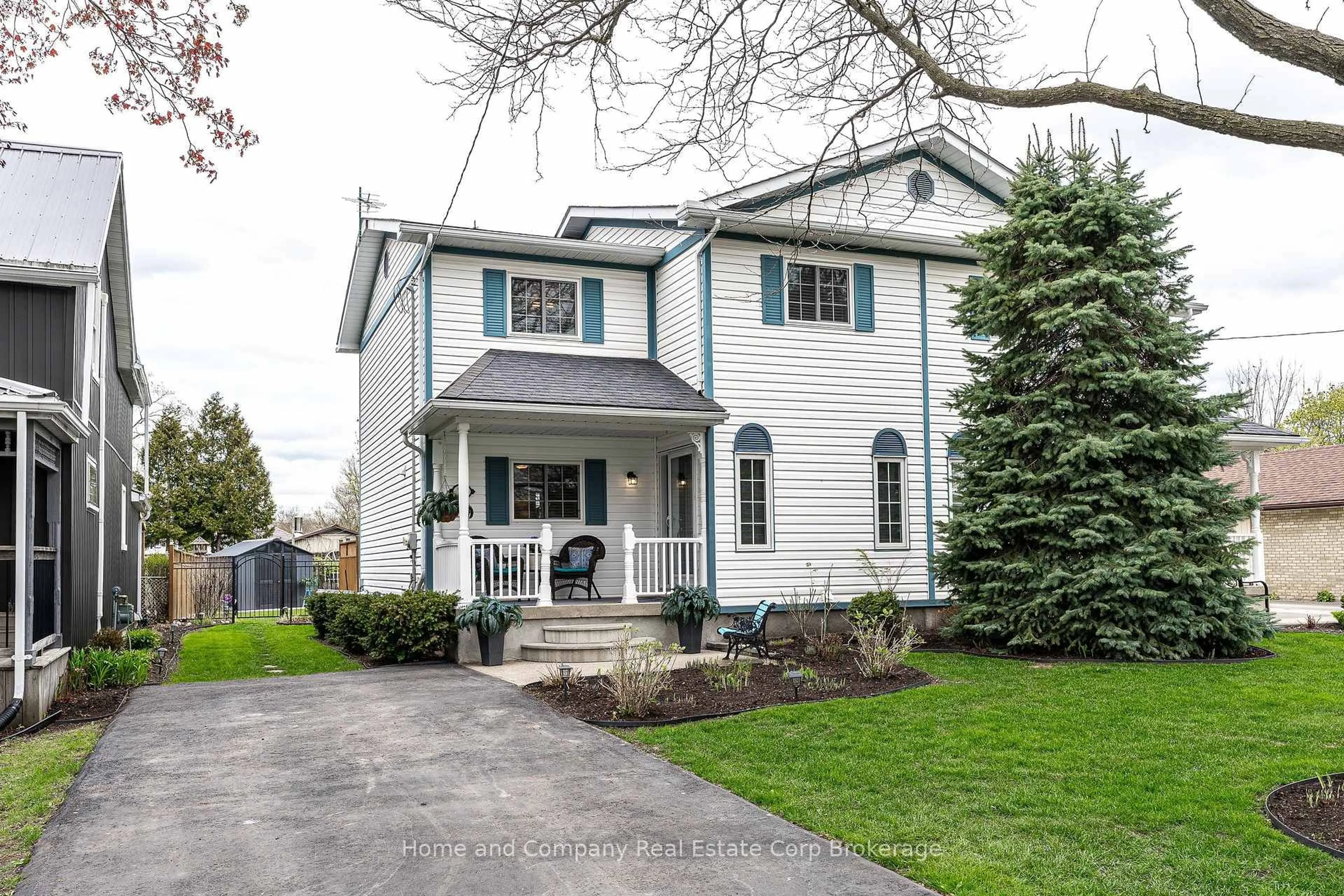 Home with vinyl exterior material, street for 116 Falstaff St, Stratford Ontario N5A 3T5