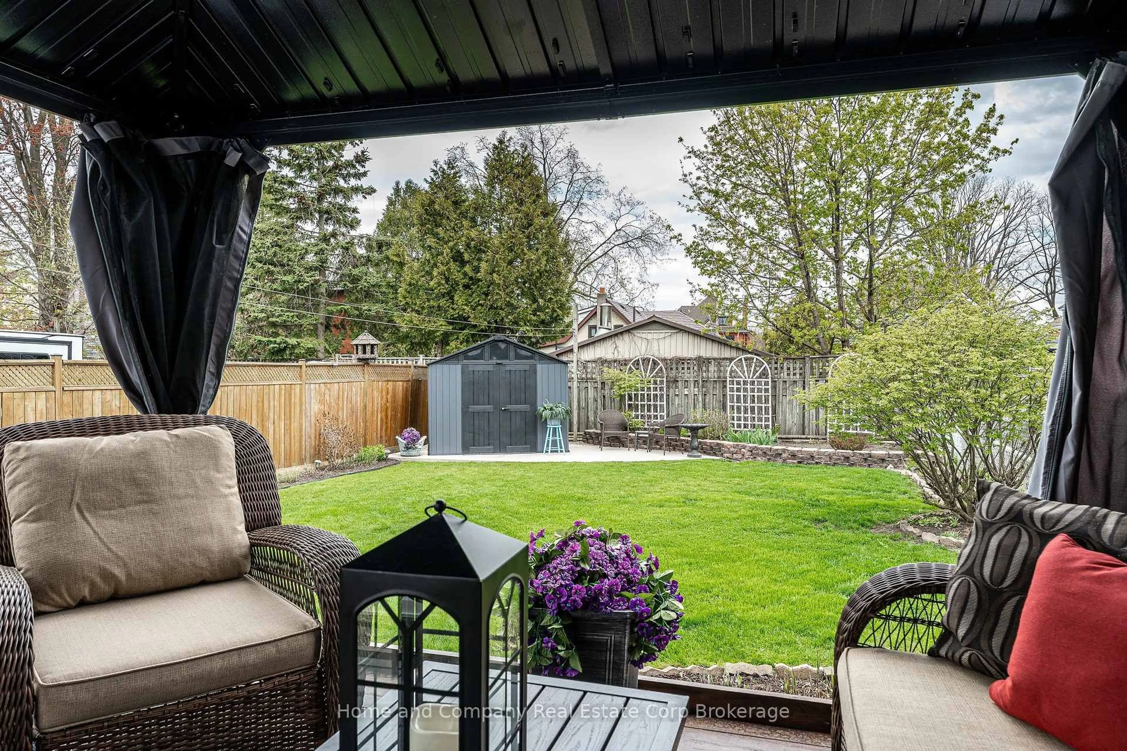 Patio, unknown for 116 Falstaff St, Stratford Ontario N5A 3T5