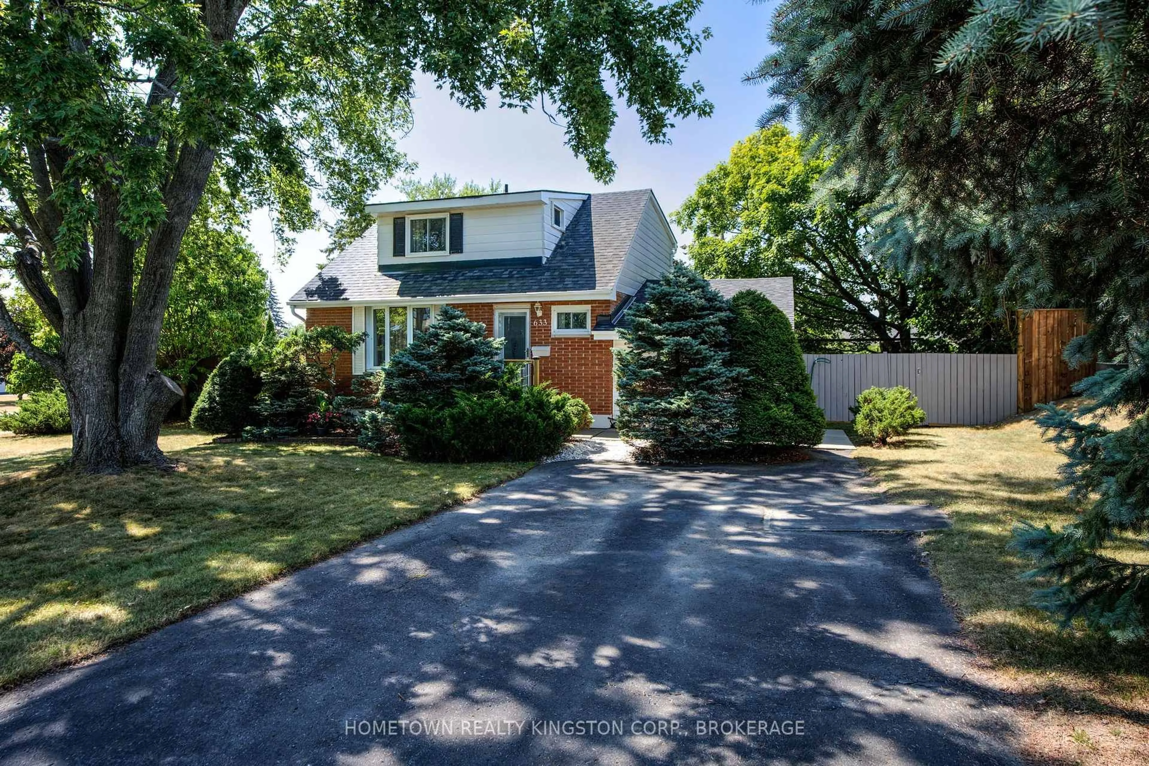 Unknown for 633 Fleet St, Kingston Ontario K7M 5A4