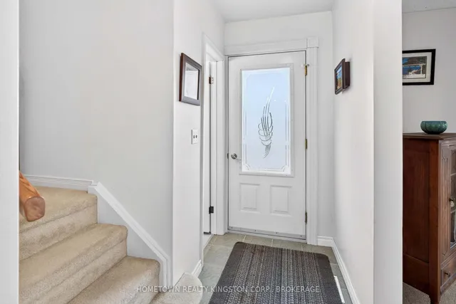 633 Fleet St, Kingston 3