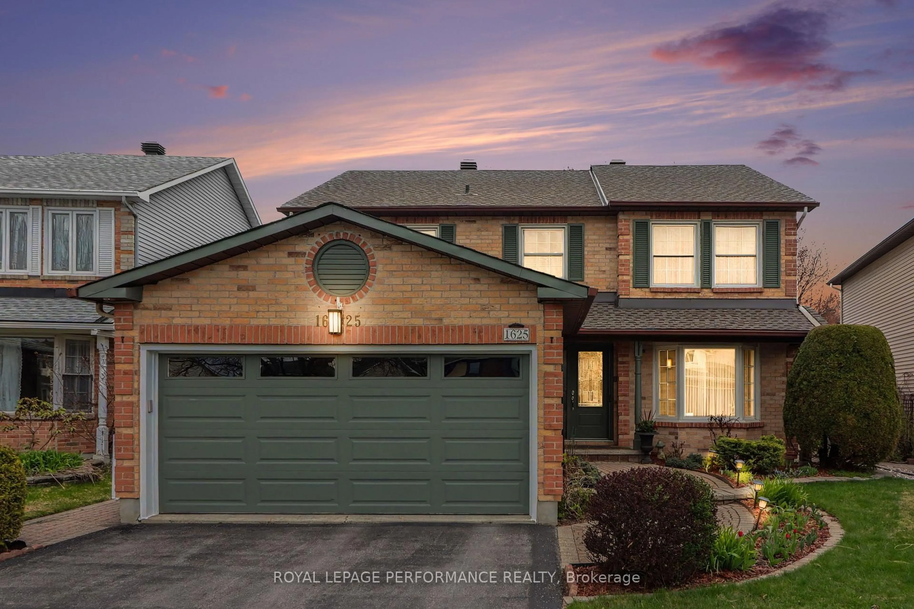 Home with brick exterior material, street for 1625 Sunview Dr, Ottawa Ontario K1C 5C6