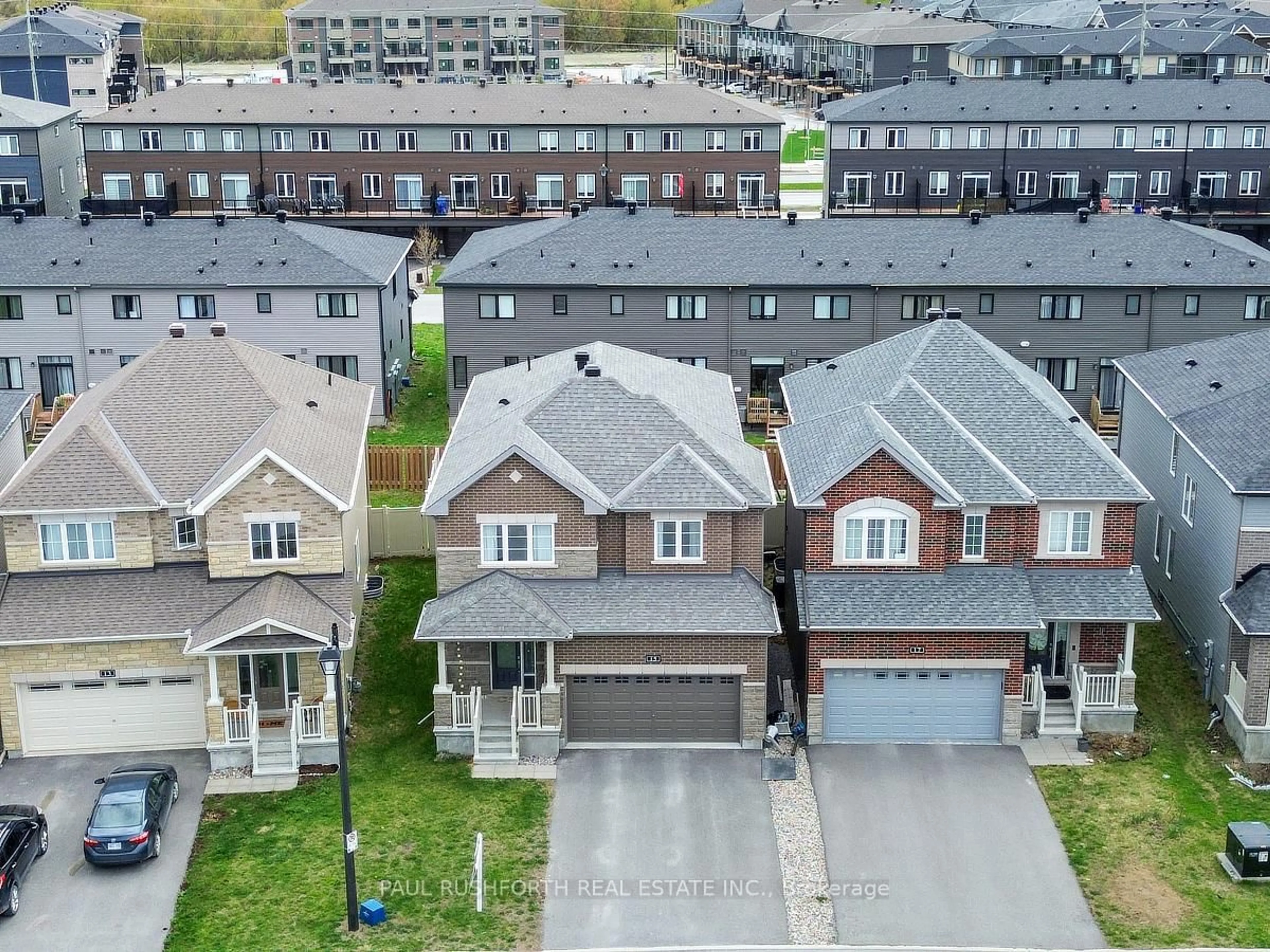 A pic from outside/outdoor area/front of a property/back of a property/a pic from drone, street for 15 Sweet Pea Way, Ottawa Ontario K2T 0P2