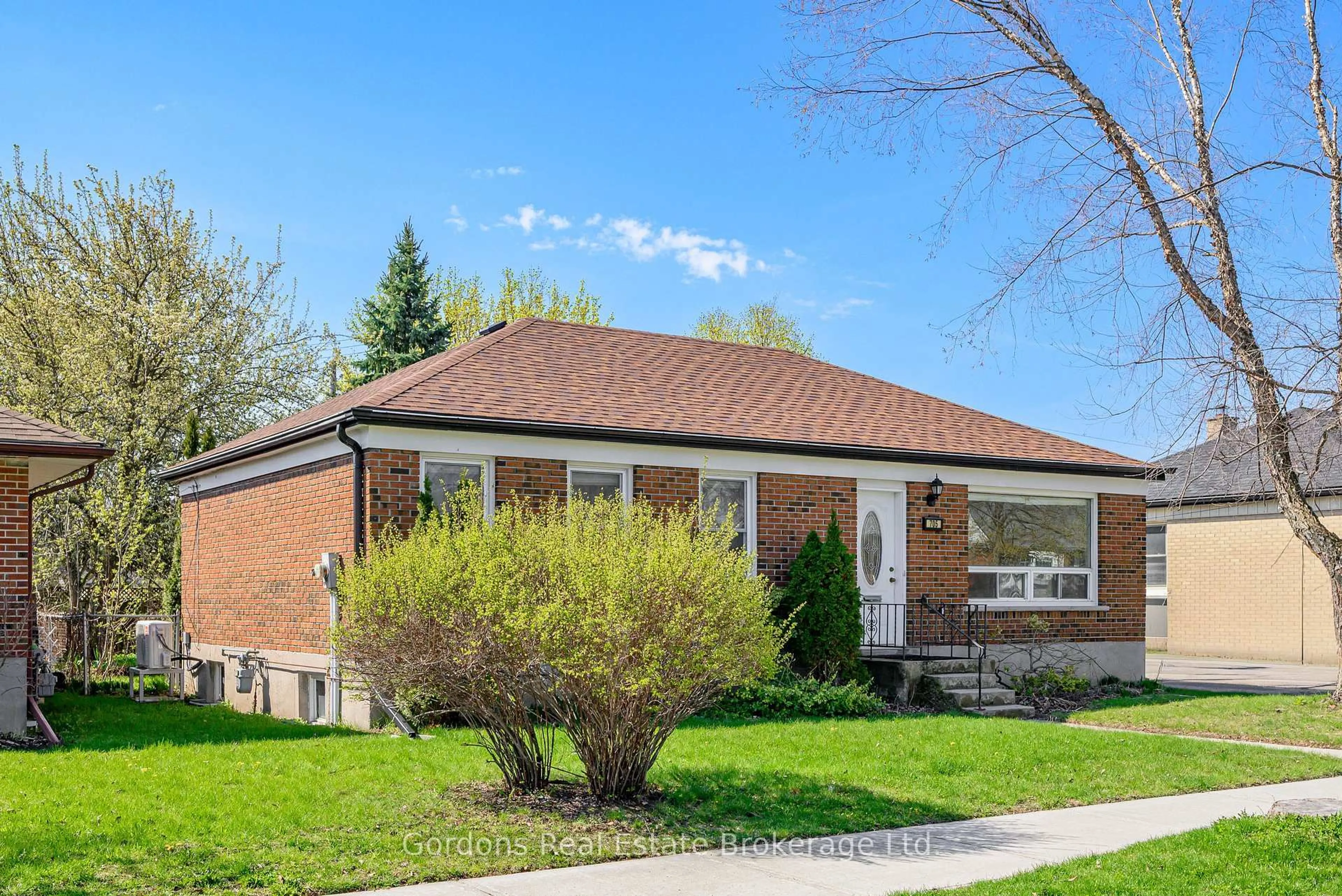 Home with brick exterior material, street for 705 Bellaire St, Peterborough Ontario K9J 3Y7
