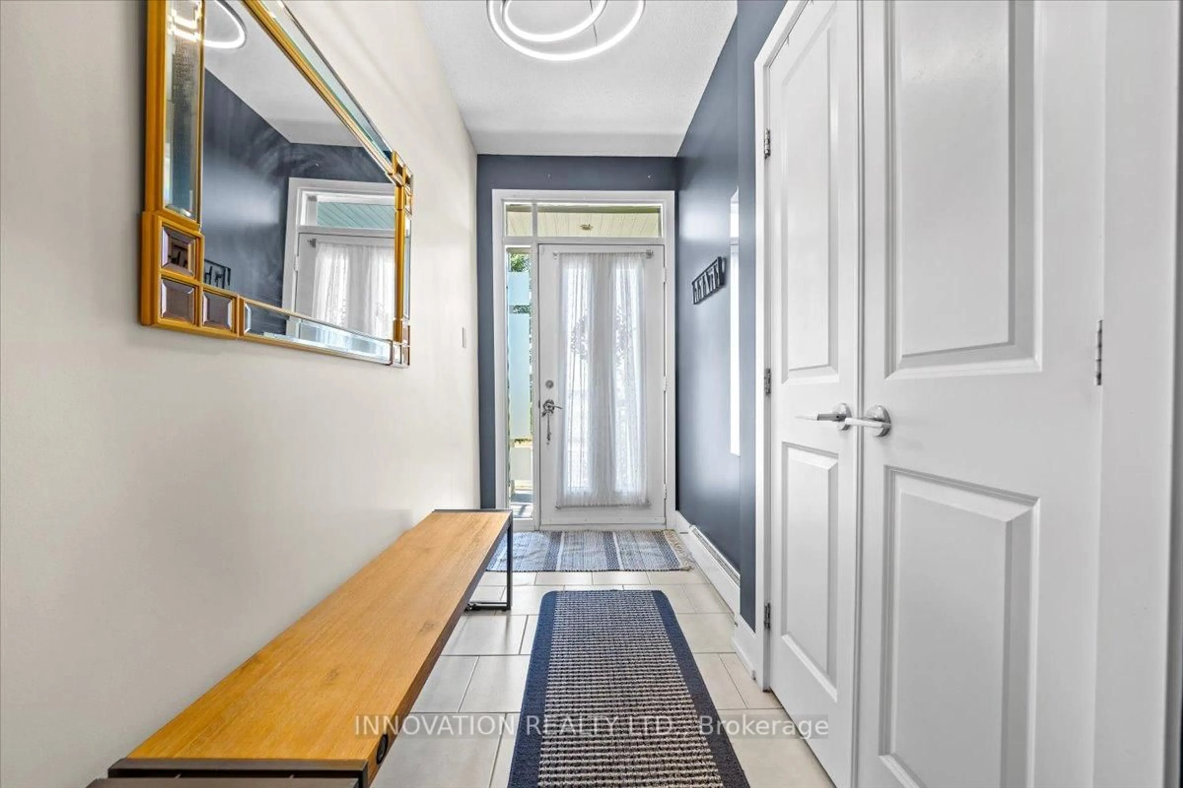 Indoor entryway for 606 Brian Good Ave, Ottawa Ontario K4M 0G7
