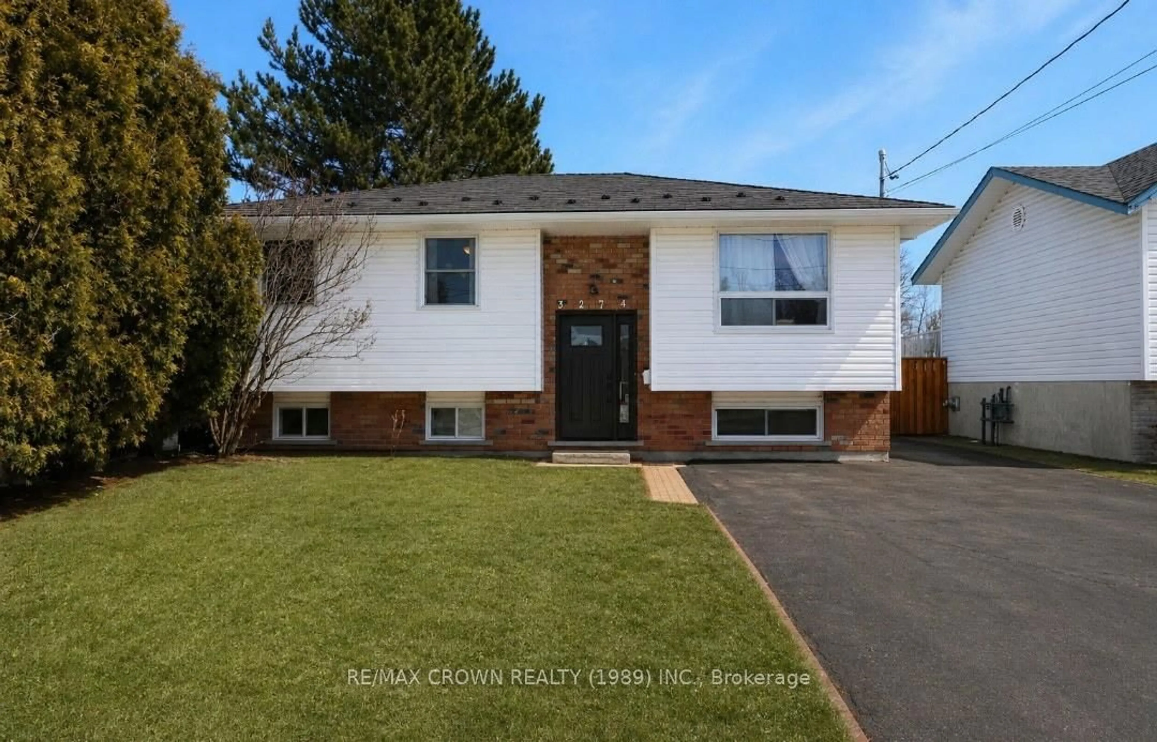 Home with brick exterior material, street for 3274 Percy Ave, Greater Sudbury Ontario P3N 1A3