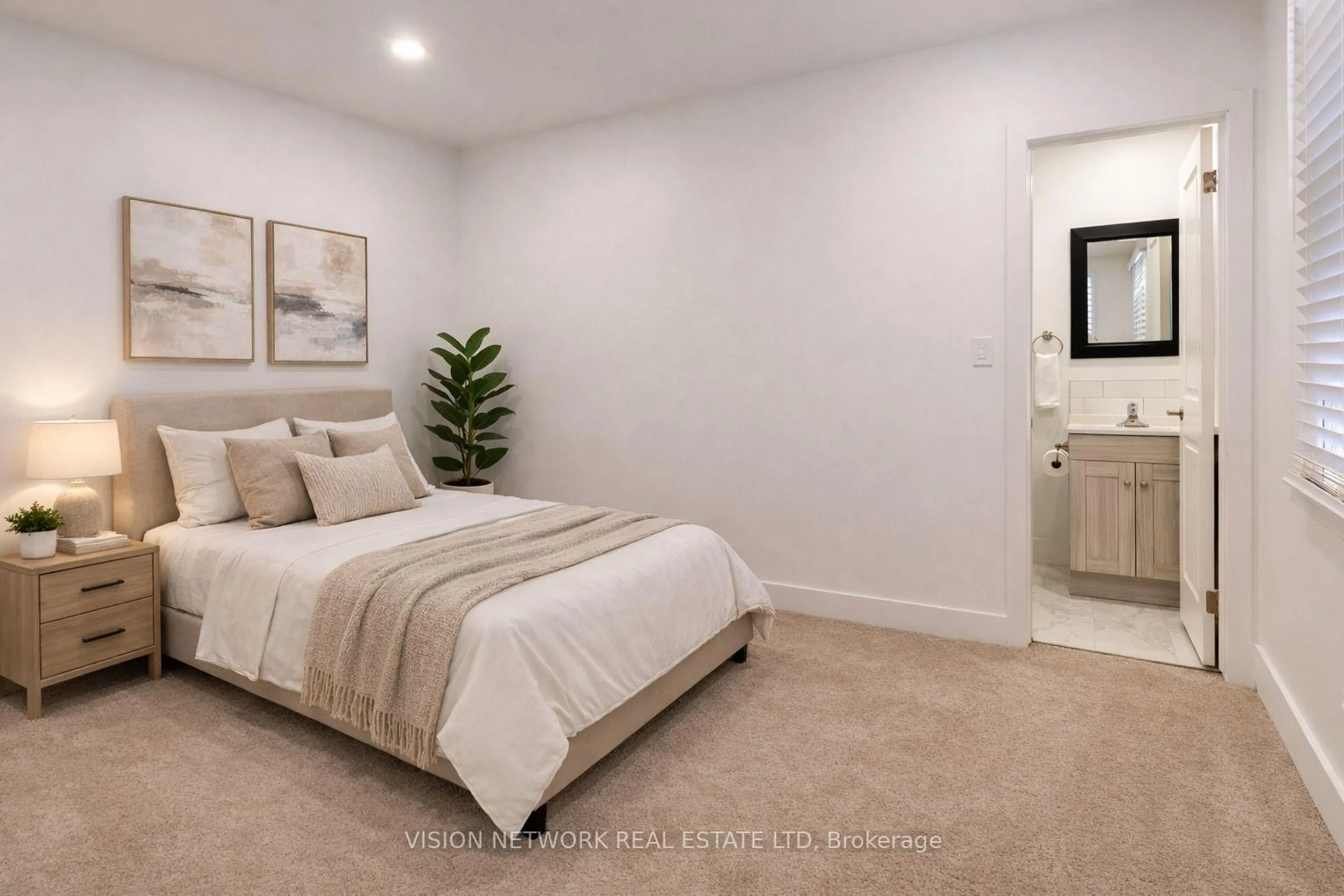 A pic of a room for 179 Wharncliffe Rd, London North Ontario N6H 2B1
