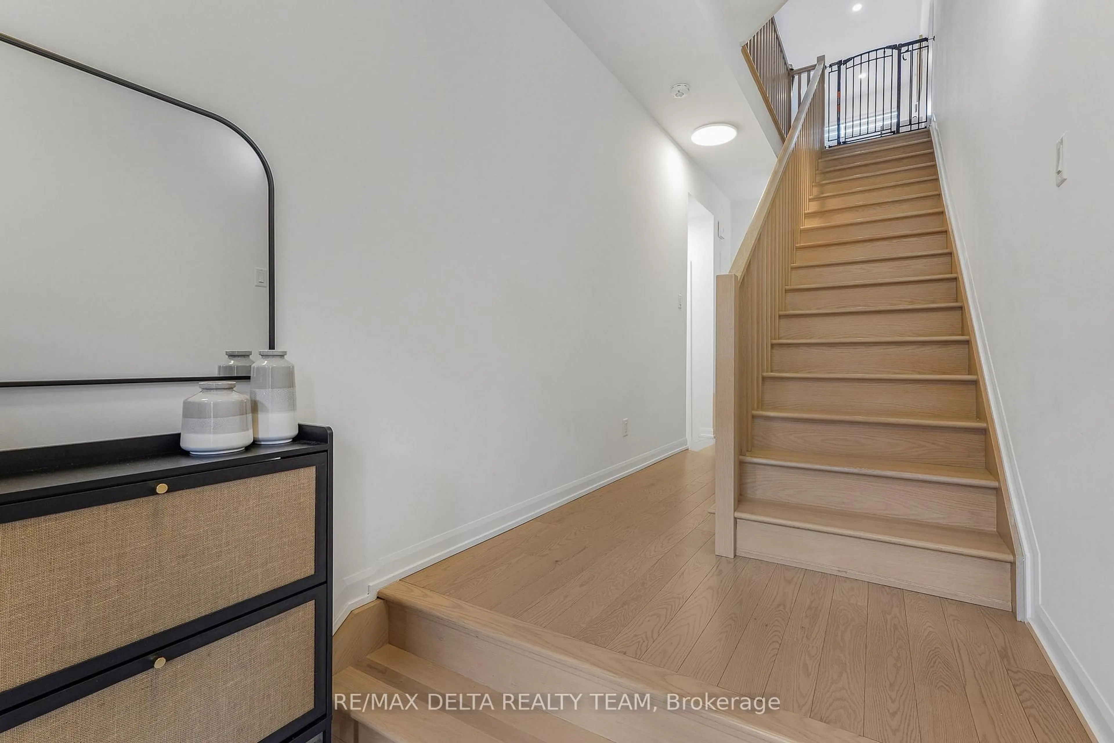 Stairs for 576 Halo Private, Ottawa Ontario K1C 0C7