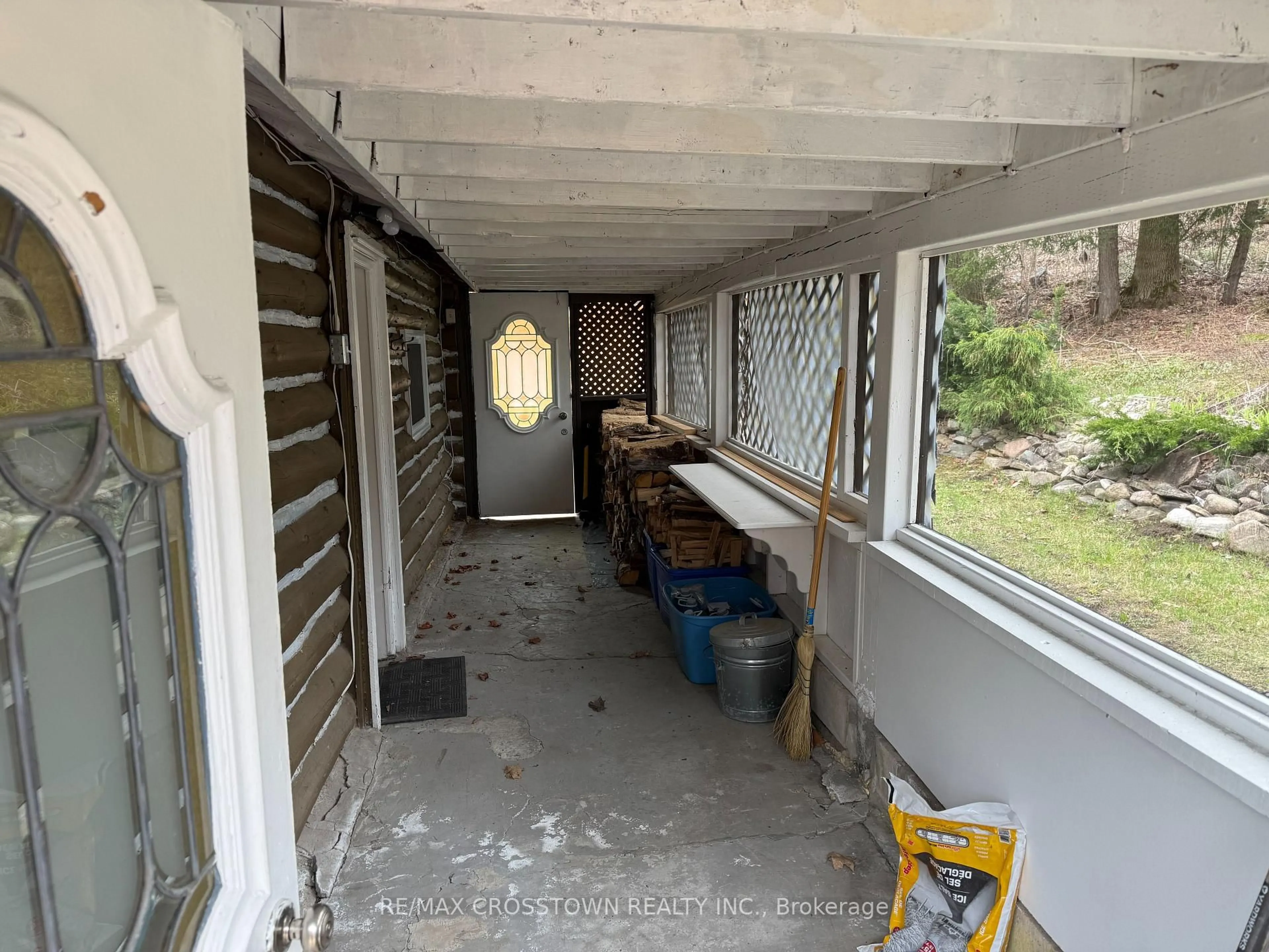 A pic of a room for 1161 Uffington Rd, Bracebridge Ontario P1L 1X1