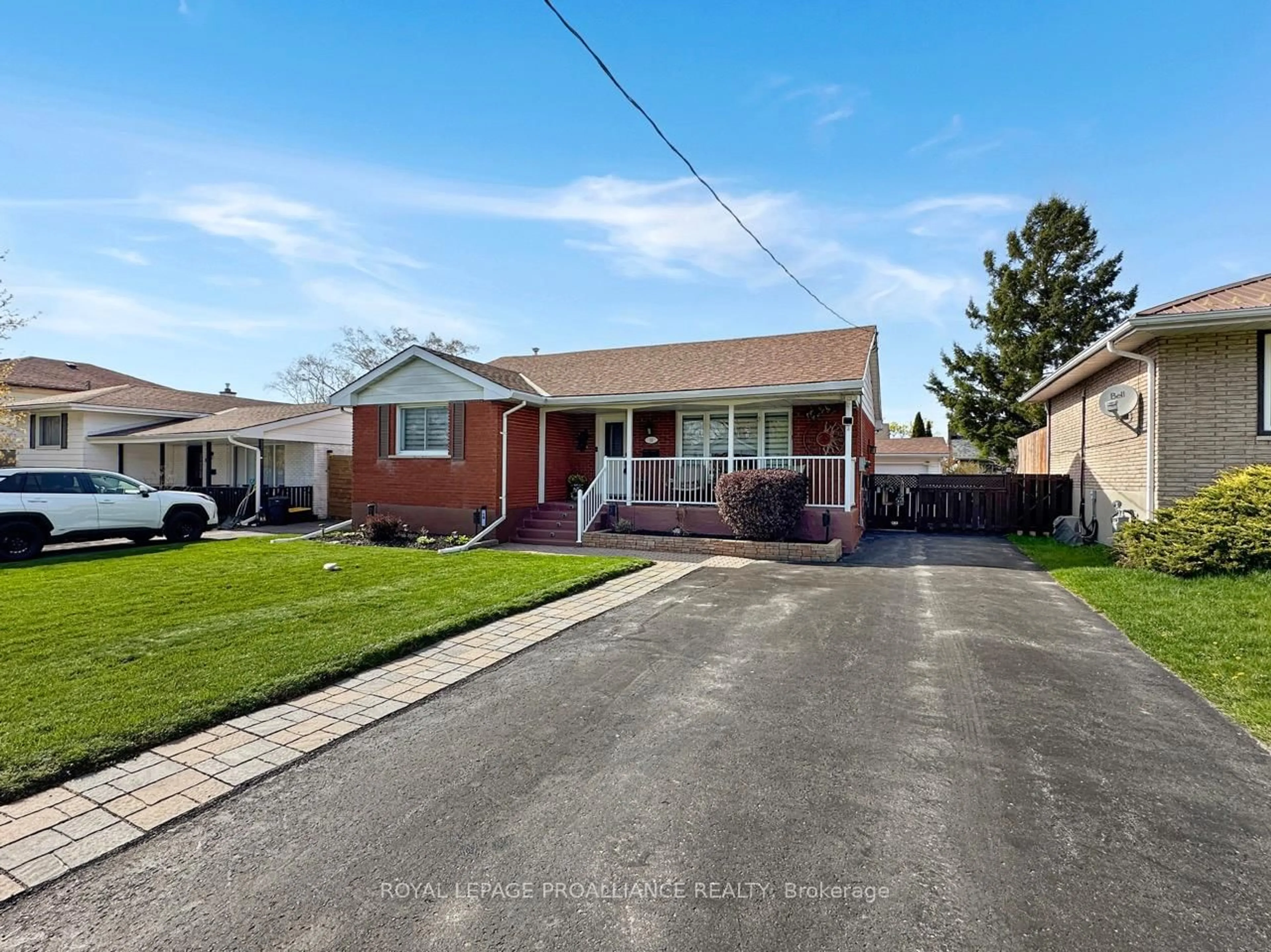 Unknown for 10 Chown Cres, Belleville Ontario K8P 4P9