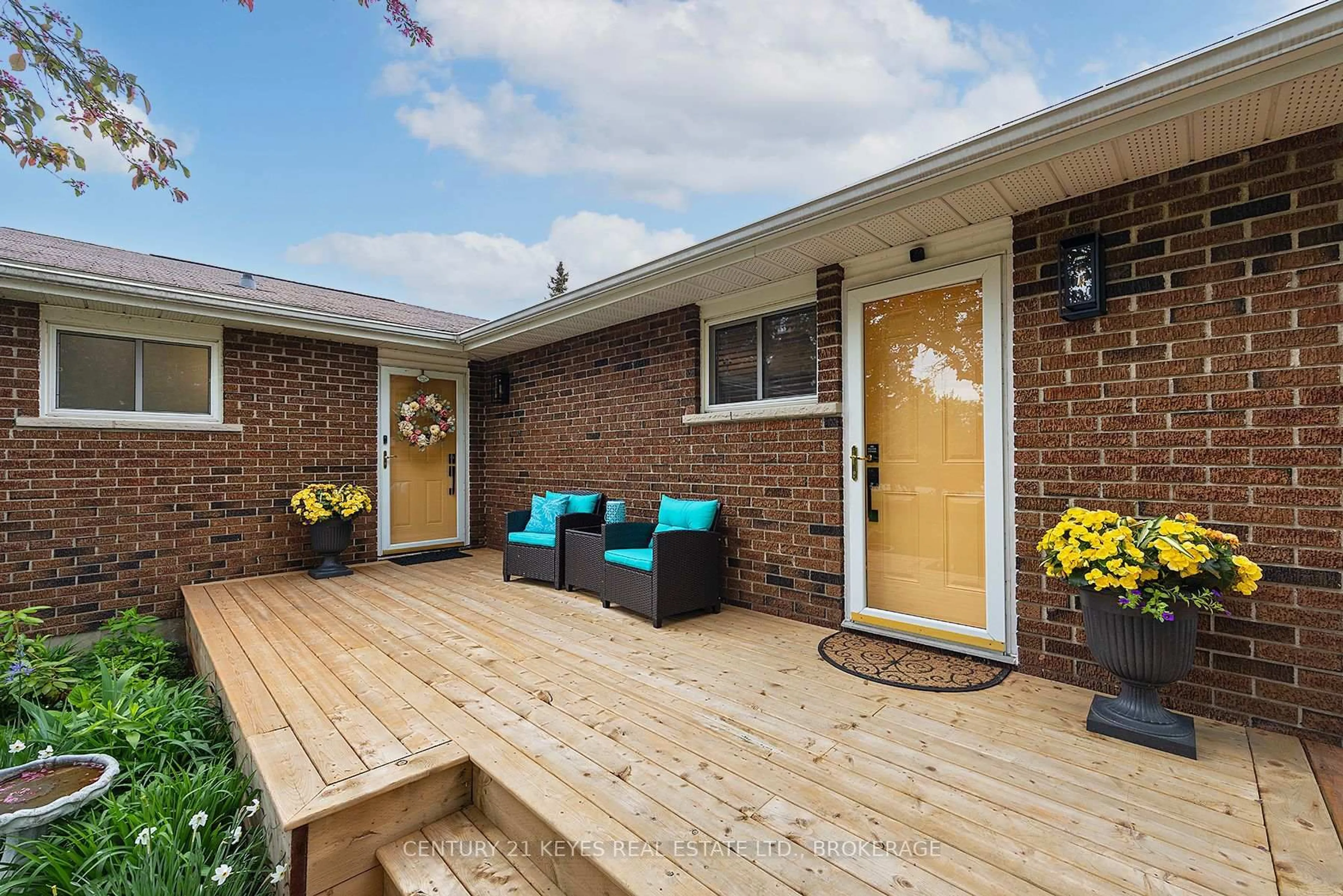 Home with brick exterior material, street for 38 Willowbank Rd, Gananoque Ontario K7G 2V5