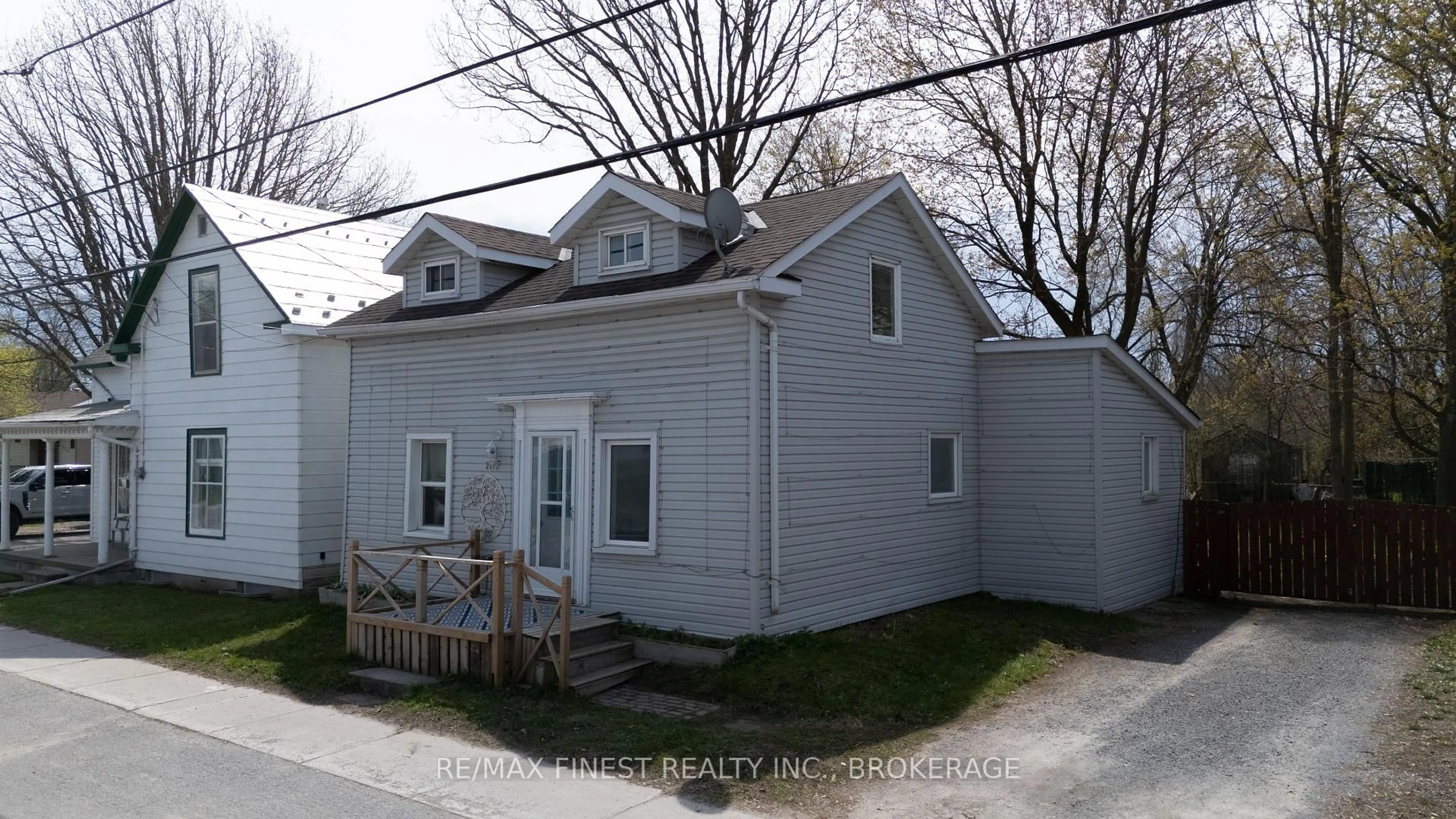 Unknown for 167 Main St, Bissett Creek Ontario K0H 2H0