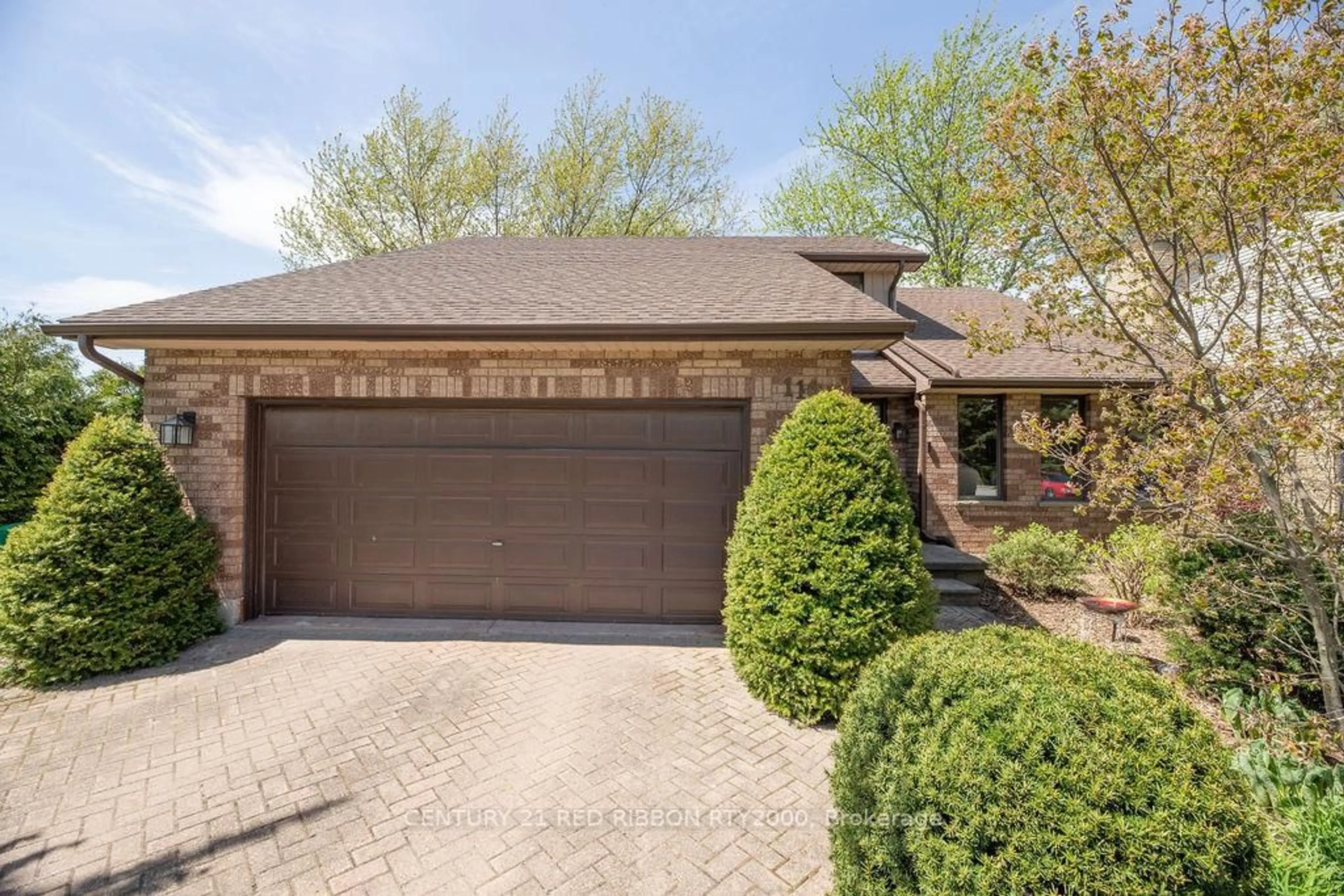 Home with brick exterior material, street for 110 Roe St, Southwest Middlesex Ontario N0L 1N0