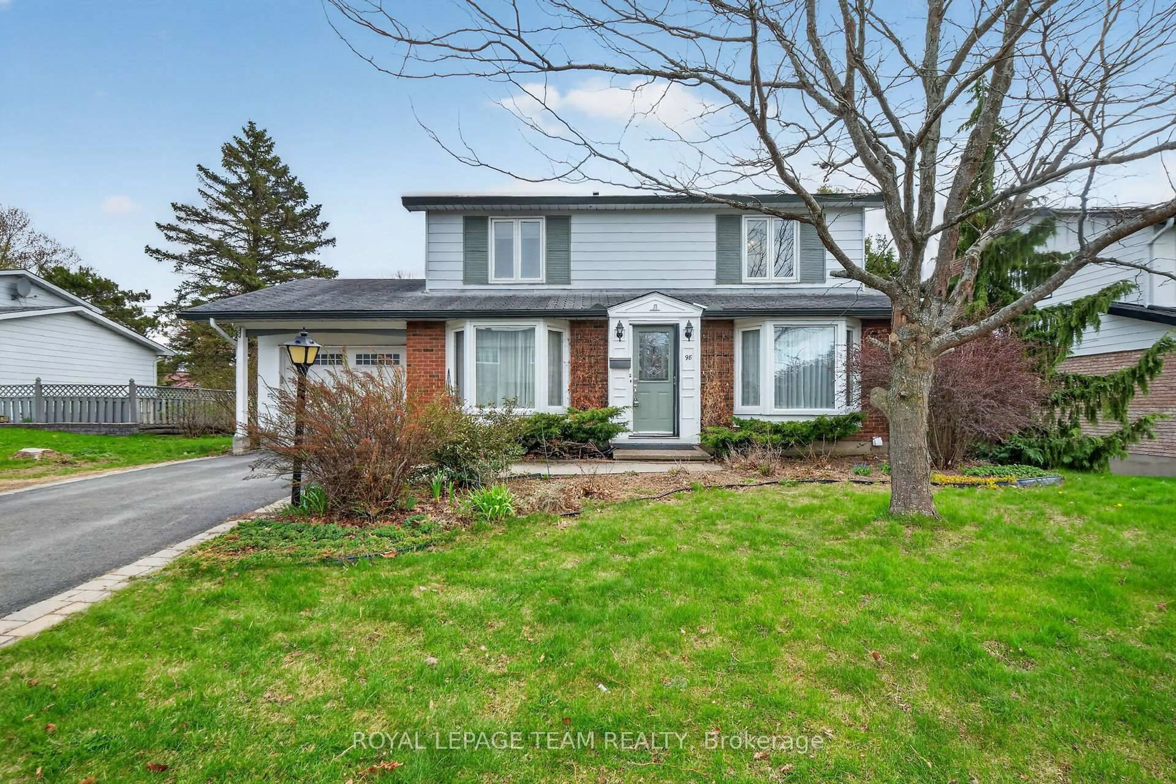 Home with vinyl exterior material, street for 98 Canter Blvd, Ottawa Ontario K2G 2M7