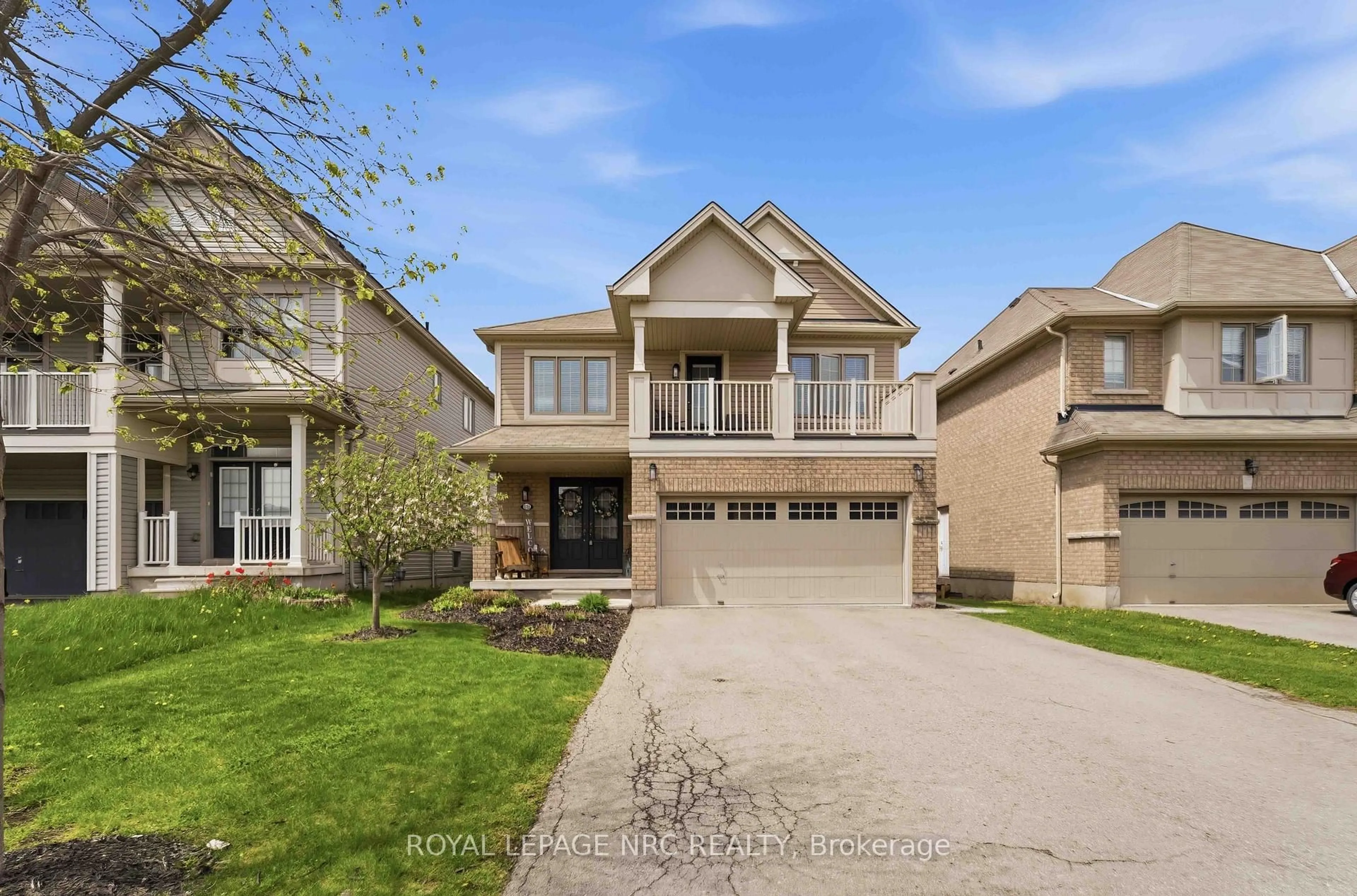 Home with brick exterior material, street for 8769 Dogwood Cres, Niagara Falls Ontario L2H 2Y6