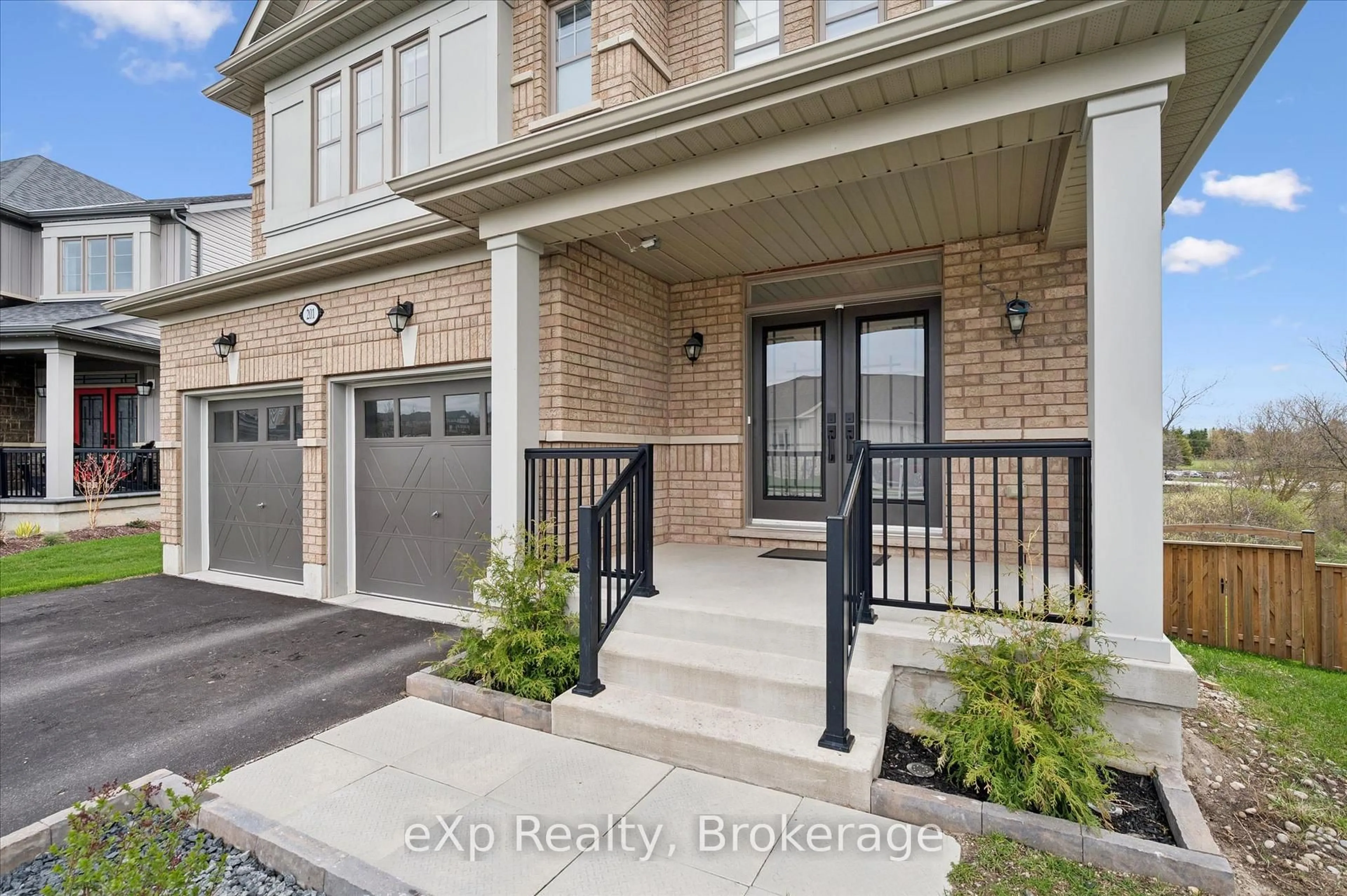 Unknown for 201 McFarlane Cres, Centre Wellington Ontario N1M 0G5