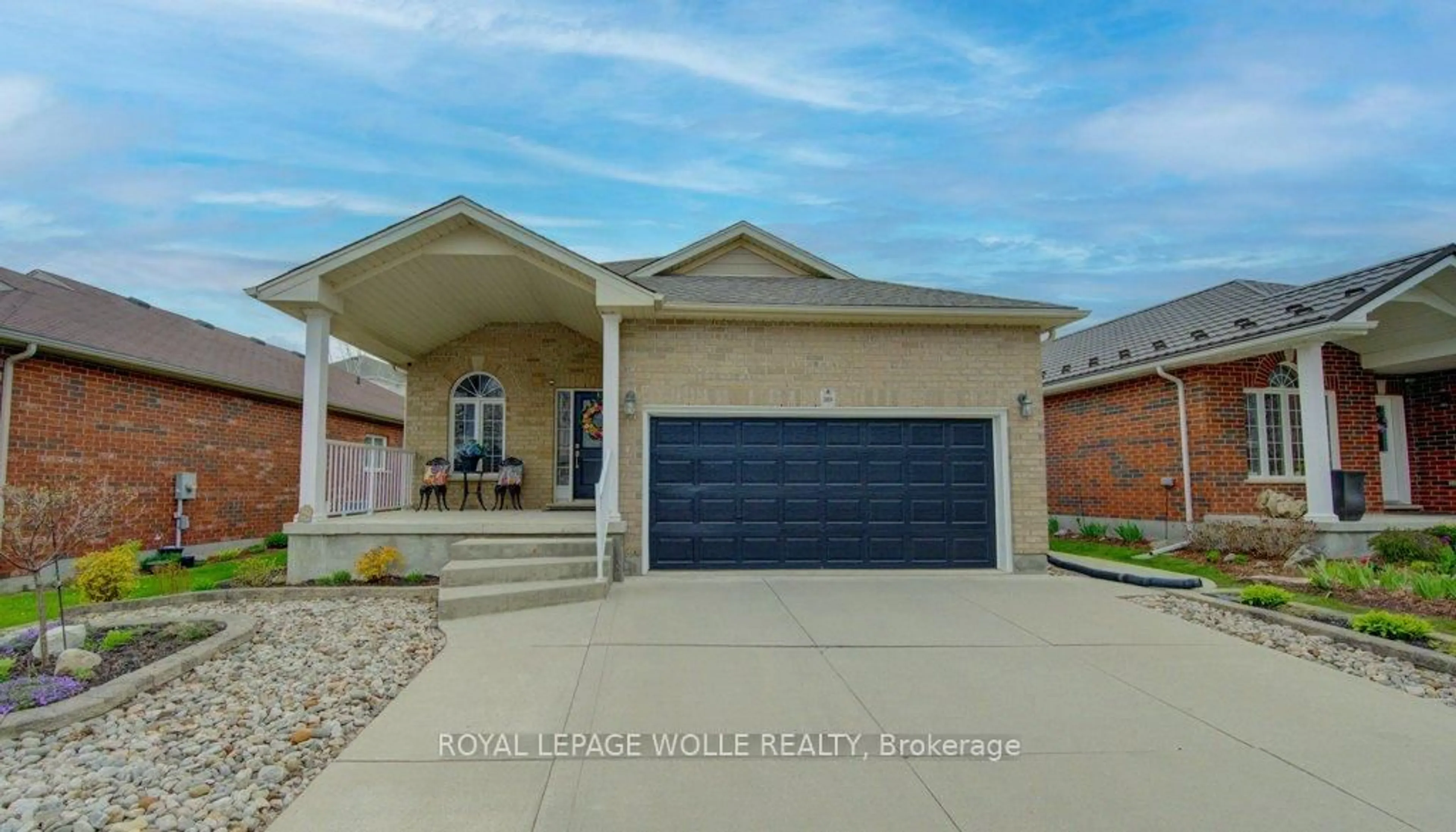 Home with brick exterior material, water/lake/river/ocean view for 369 Zeller Dr, Kitchener Ontario N2A 0A3