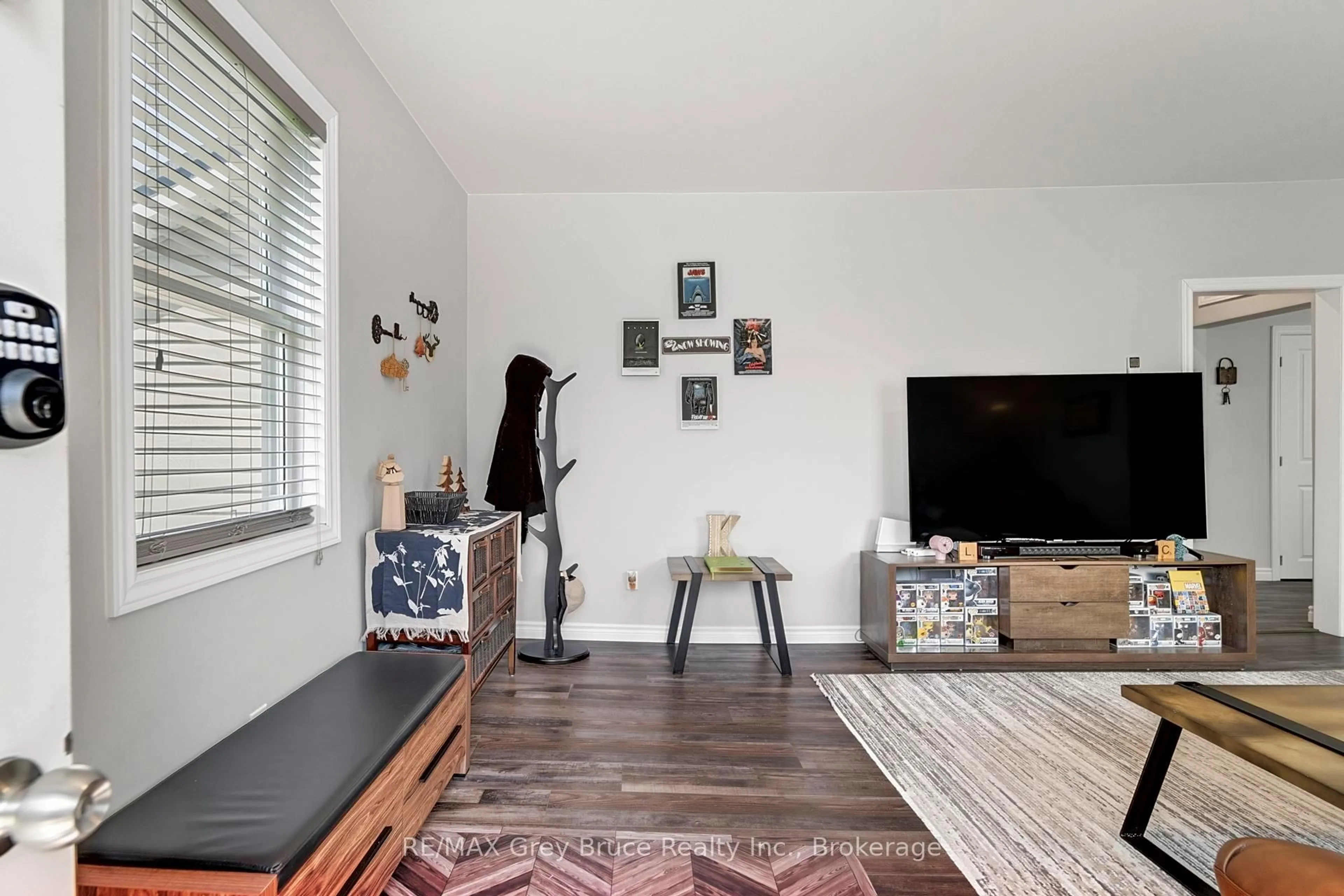 Living room with furniture, unknown for 707 Queen St, West Grey Ontario N0G 2M0